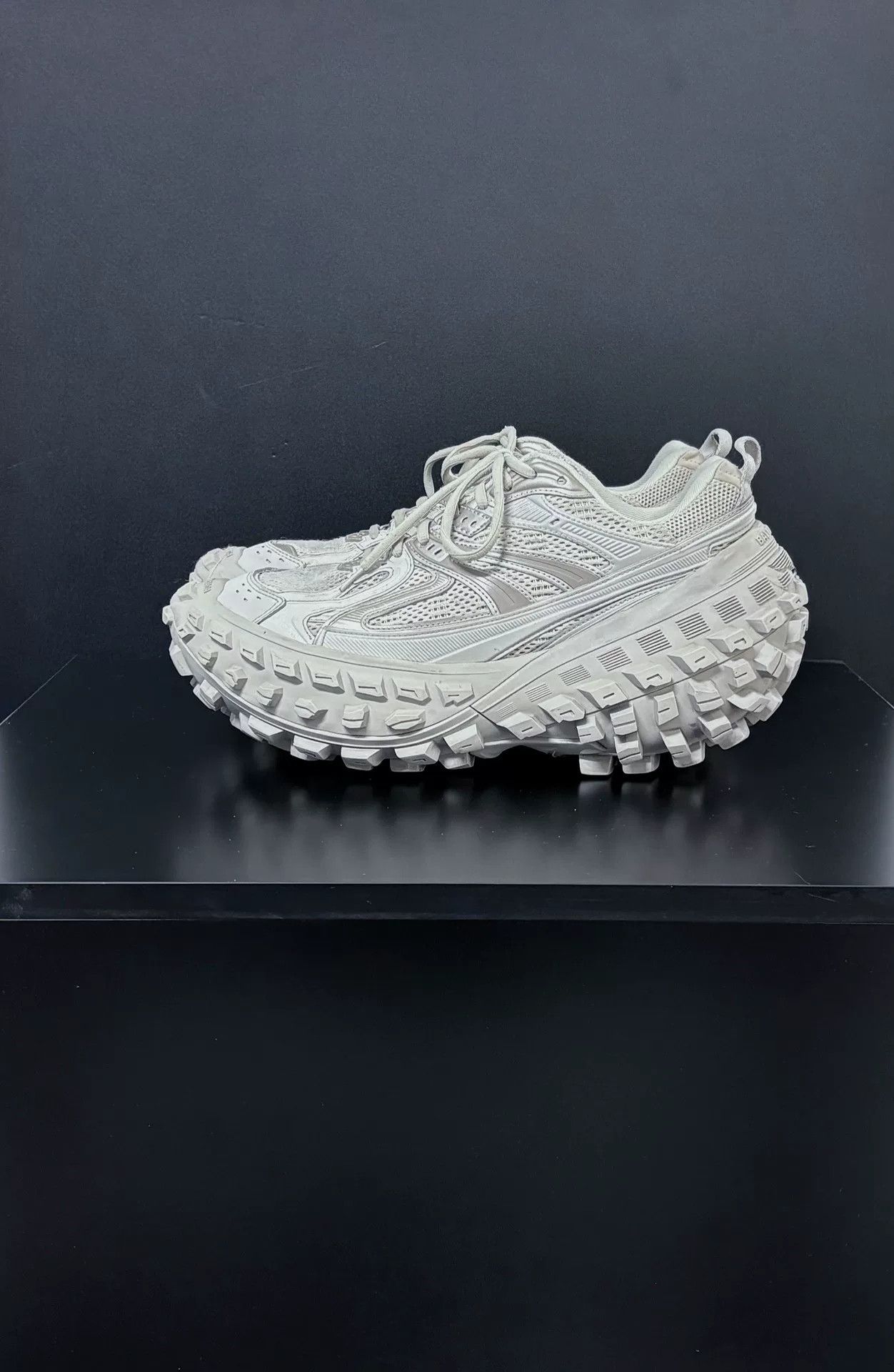 Balenciaga Balenciaga White Lowtop Sneakers 9 Men Size US 9 / EU 42 - 4 Thumbnail