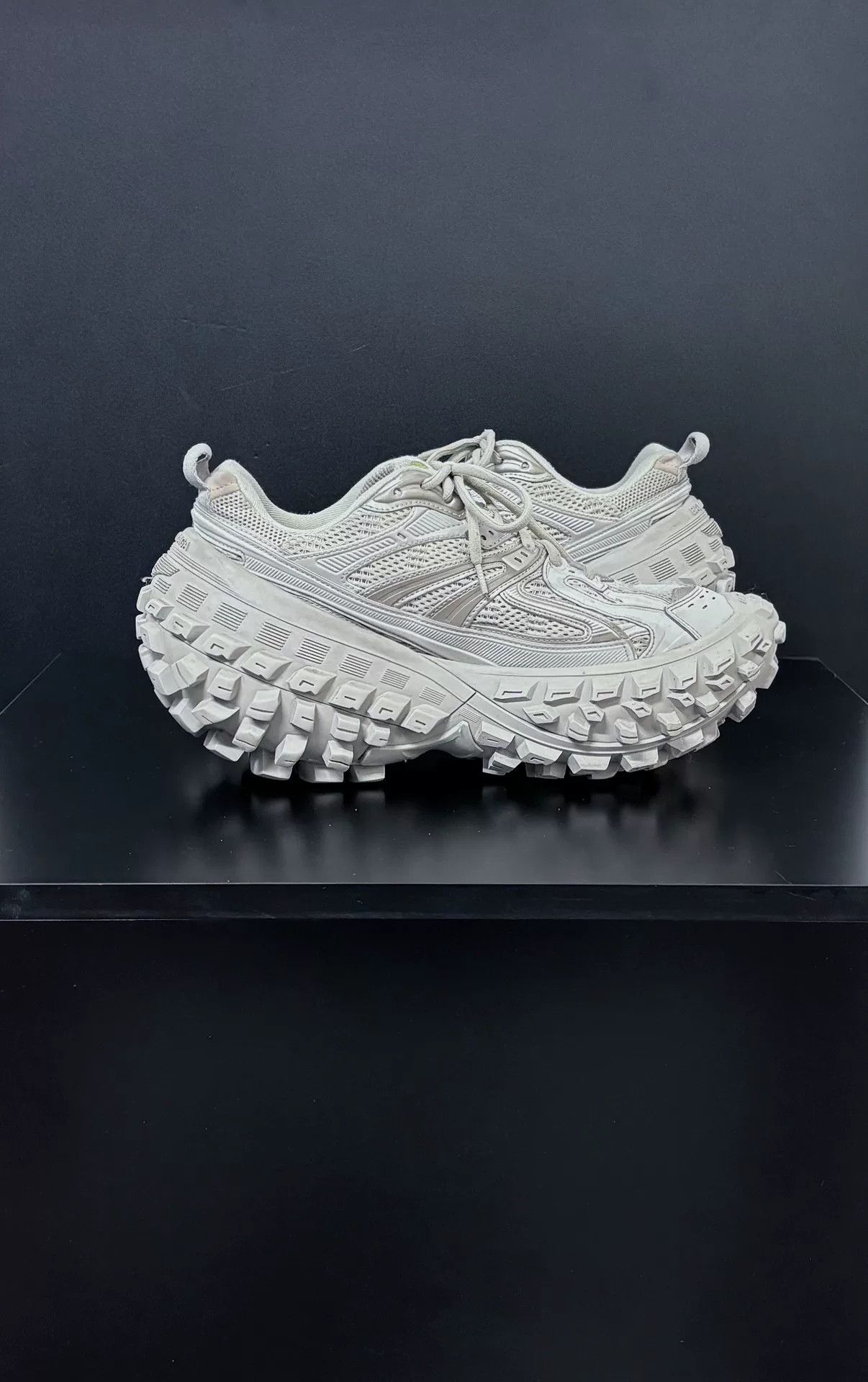 Balenciaga Balenciaga White Lowtop Sneakers 9 Men Size US 9 / EU 42 - 5 Thumbnail