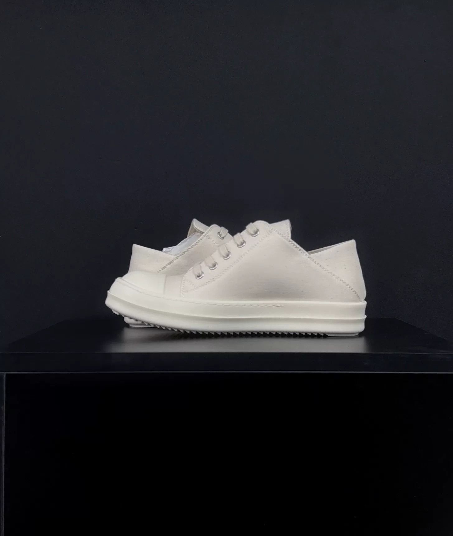 Rick Owens Rick Owens White Lowtop Sneakers us_6-5 Women Size US 6.5 / IT 36.5 - 7 Thumbnail