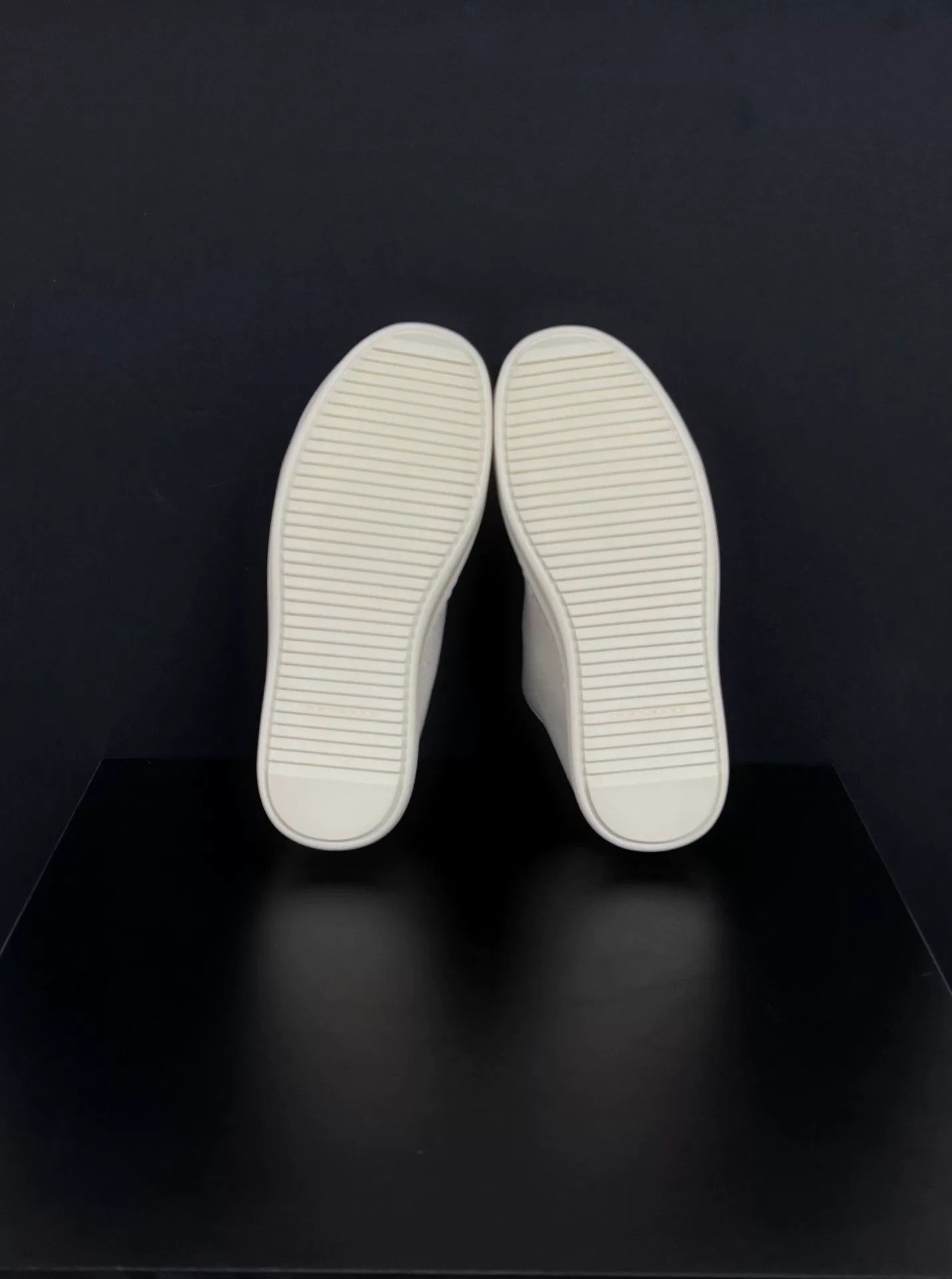Rick Owens Rick Owens White Lowtop Sneakers us_6-5 Women Size US 6.5 / IT 36.5 - 9 Thumbnail