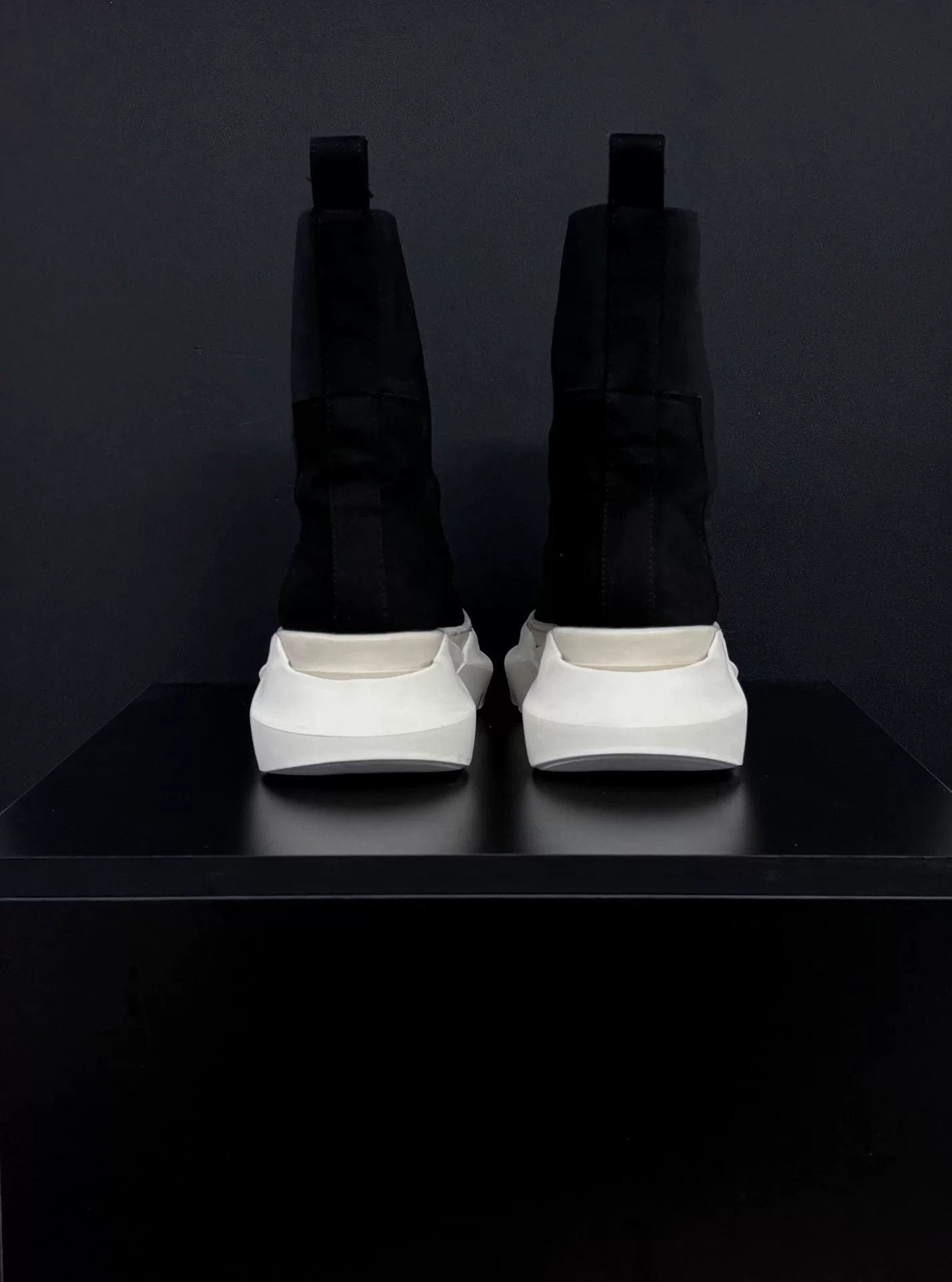 Rick Owens Rick Owens Boots us_7-5 Women Size US 7.5 / IT 37.5 - 6 Thumbnail
