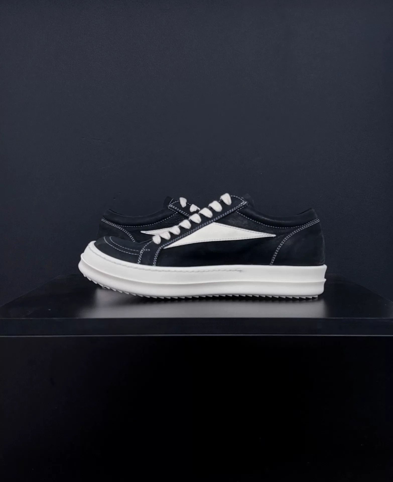 Rick Owens Rick Owens Leather Lowtop Sneakers 6.5 Men Size US 6.5 / EU 39-40 - 6 Thumbnail