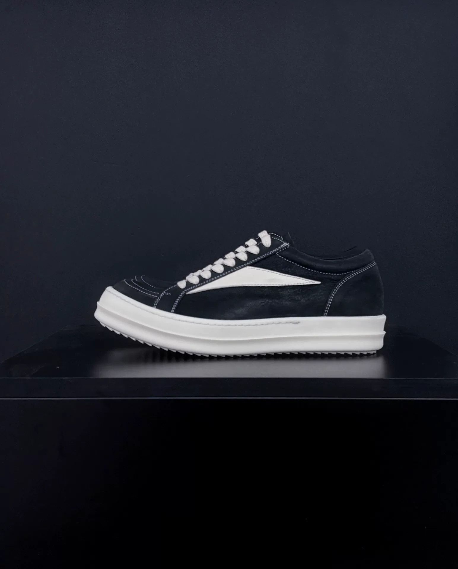 Rick Owens Rick Owens Leather Lowtop Sneakers 6.5 Men Size US 6.5 / EU 39-40 - 4 Thumbnail