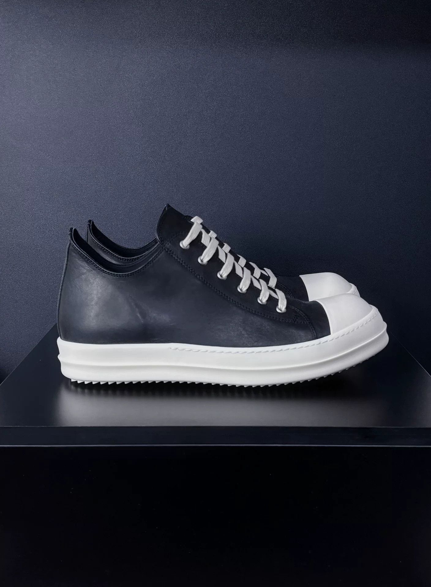 Rick Owens Rick Owens Lowtop Sneakers 11.5 Men Size US 11.5 / EU 44-45 - 3 Thumbnail