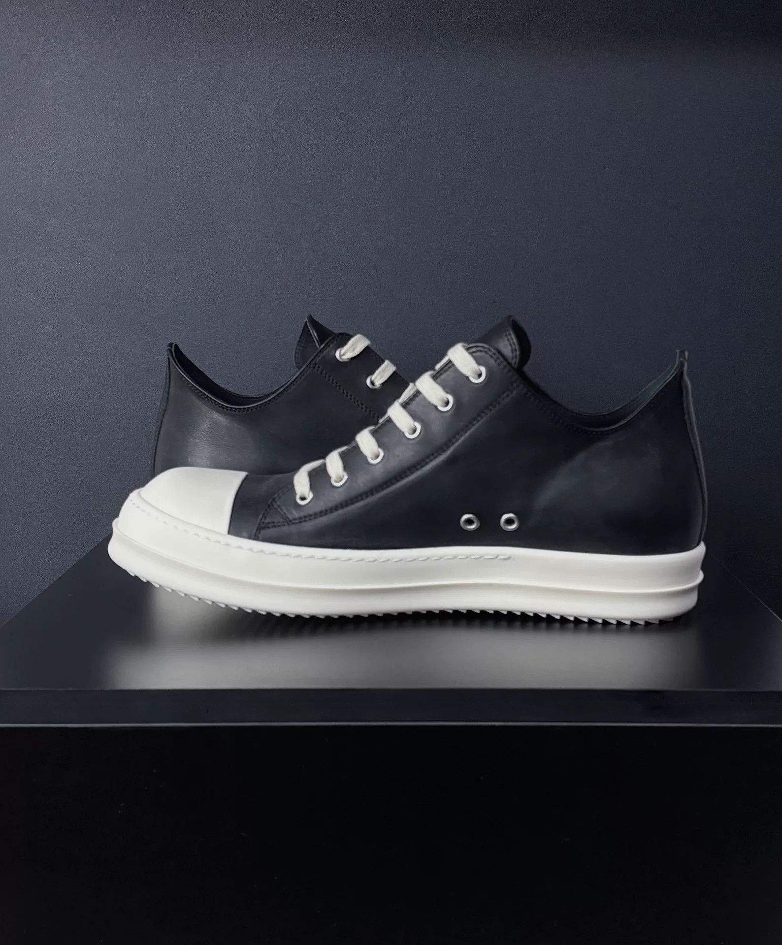 Rick Owens Rick Owens Lowtop Sneakers 11.5 Men Size US 11.5 / EU 44-45 - 6 Thumbnail