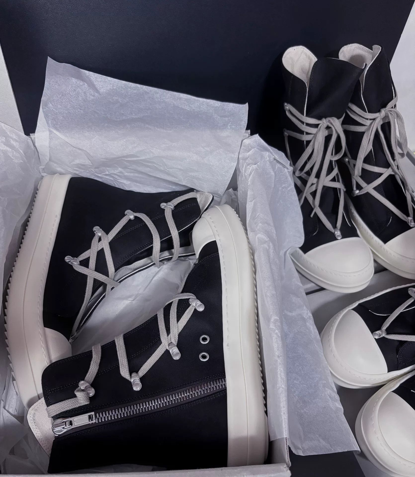 Rick Owens Rick Owens Hitop Sneakers 8.5 Men Size US 8.5 / EU 41-42 - 4 Thumbnail
