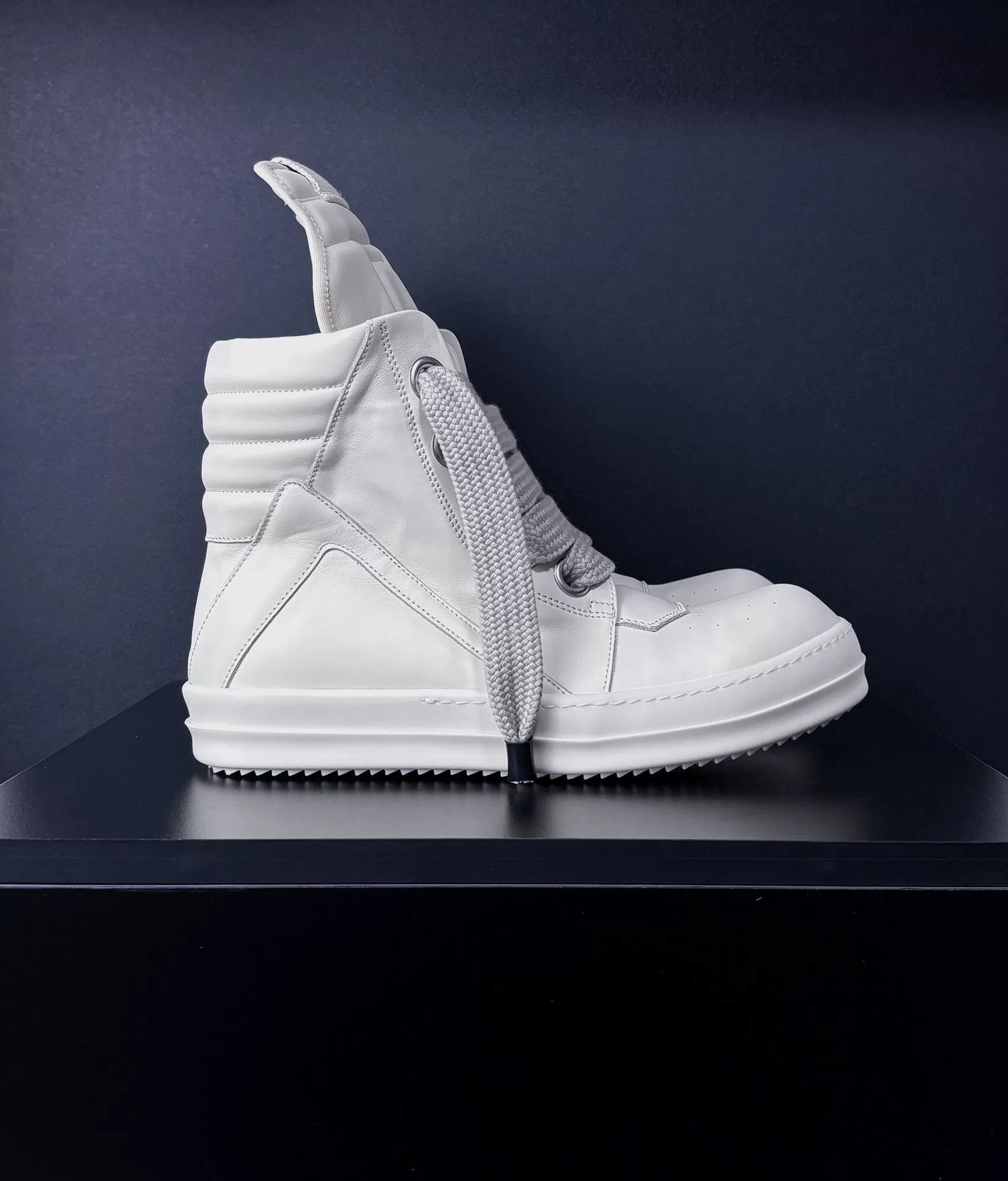 Rick Owens Rick Owens White Hitop Sneakers 8.5 Men Size US 8.5 / EU 41-42 - 4 Thumbnail