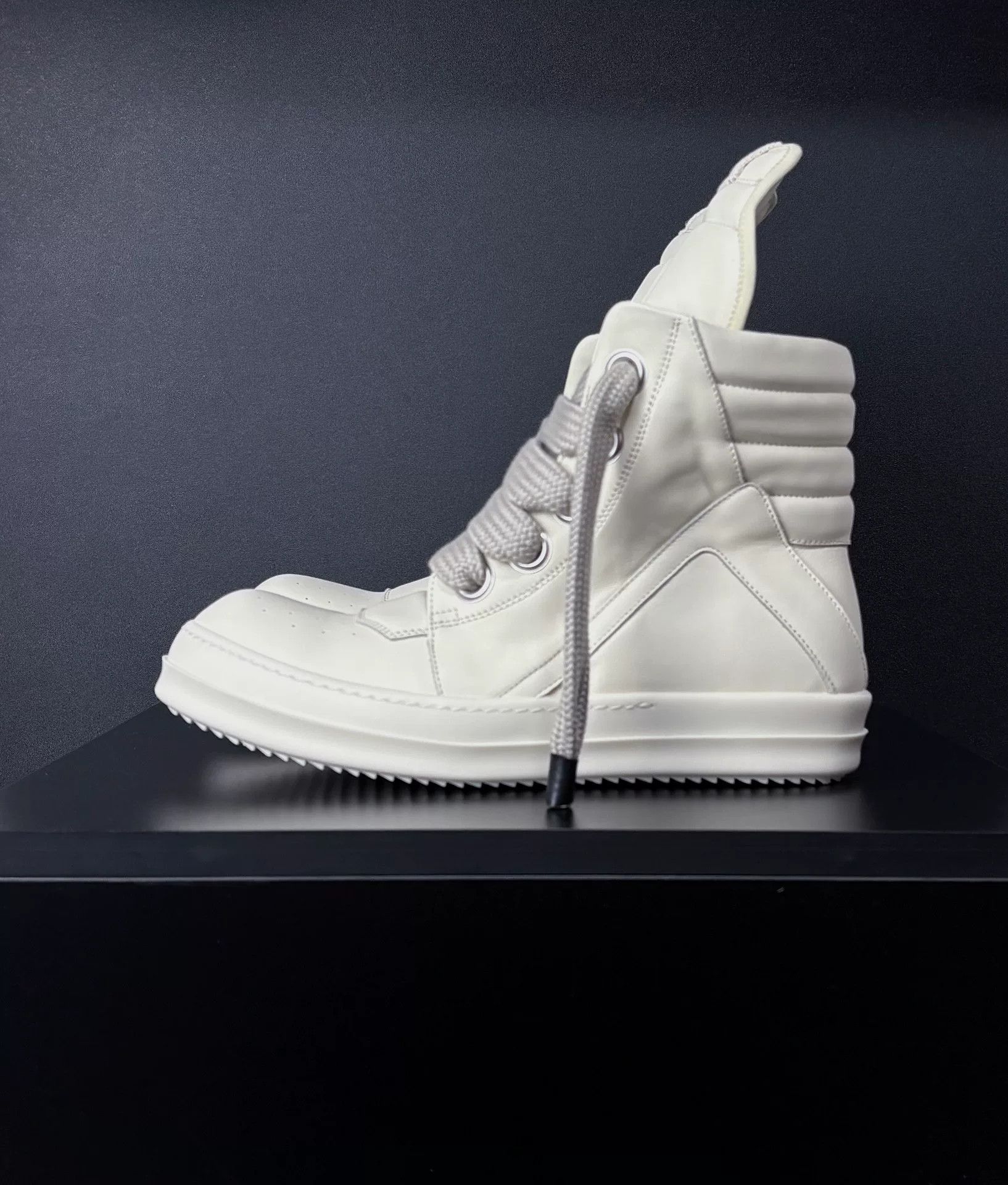 Rick Owens Rick Owens White Hitop Sneakers 8.5 Men Size US 8.5 / EU 41-42 - 5 Thumbnail