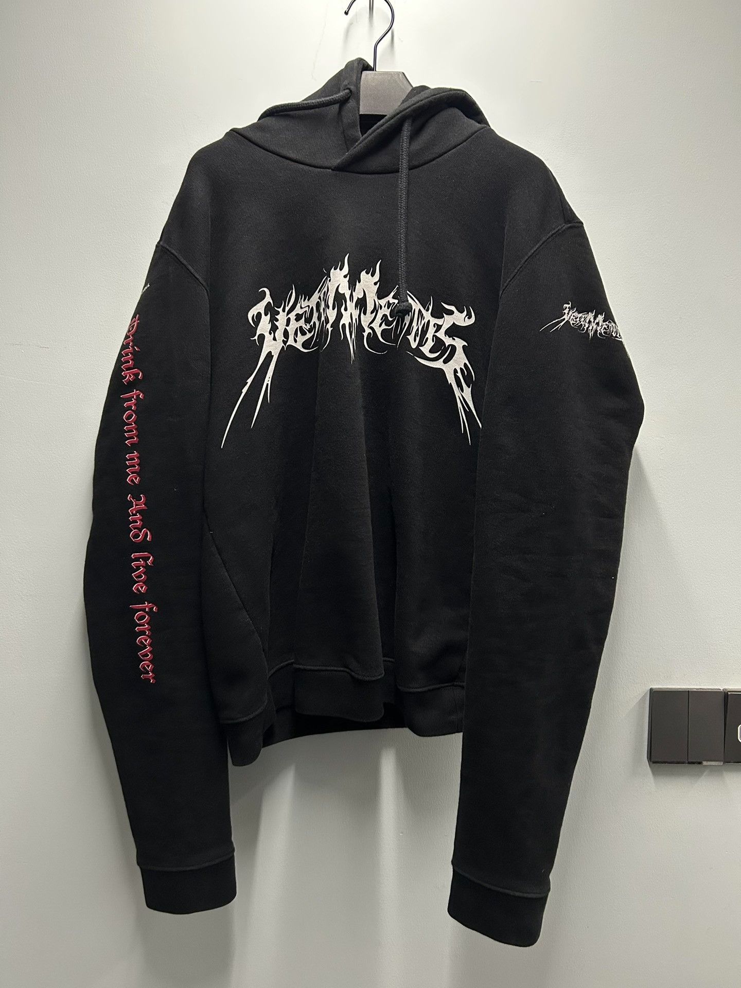 Vetements Vetements Hoodie L Men Size US L / EU 52-54 / 3 - 3 Thumbnail