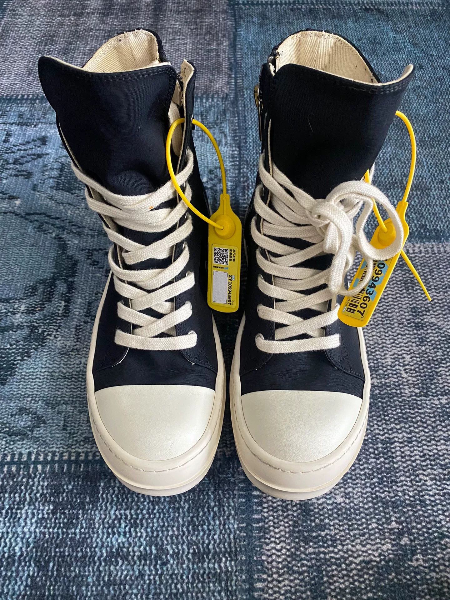 Rick Owens Rick Owens Hitop Sneakers 38 Women Size US 7.5 / IT 37.5 - 2 Thumbnail