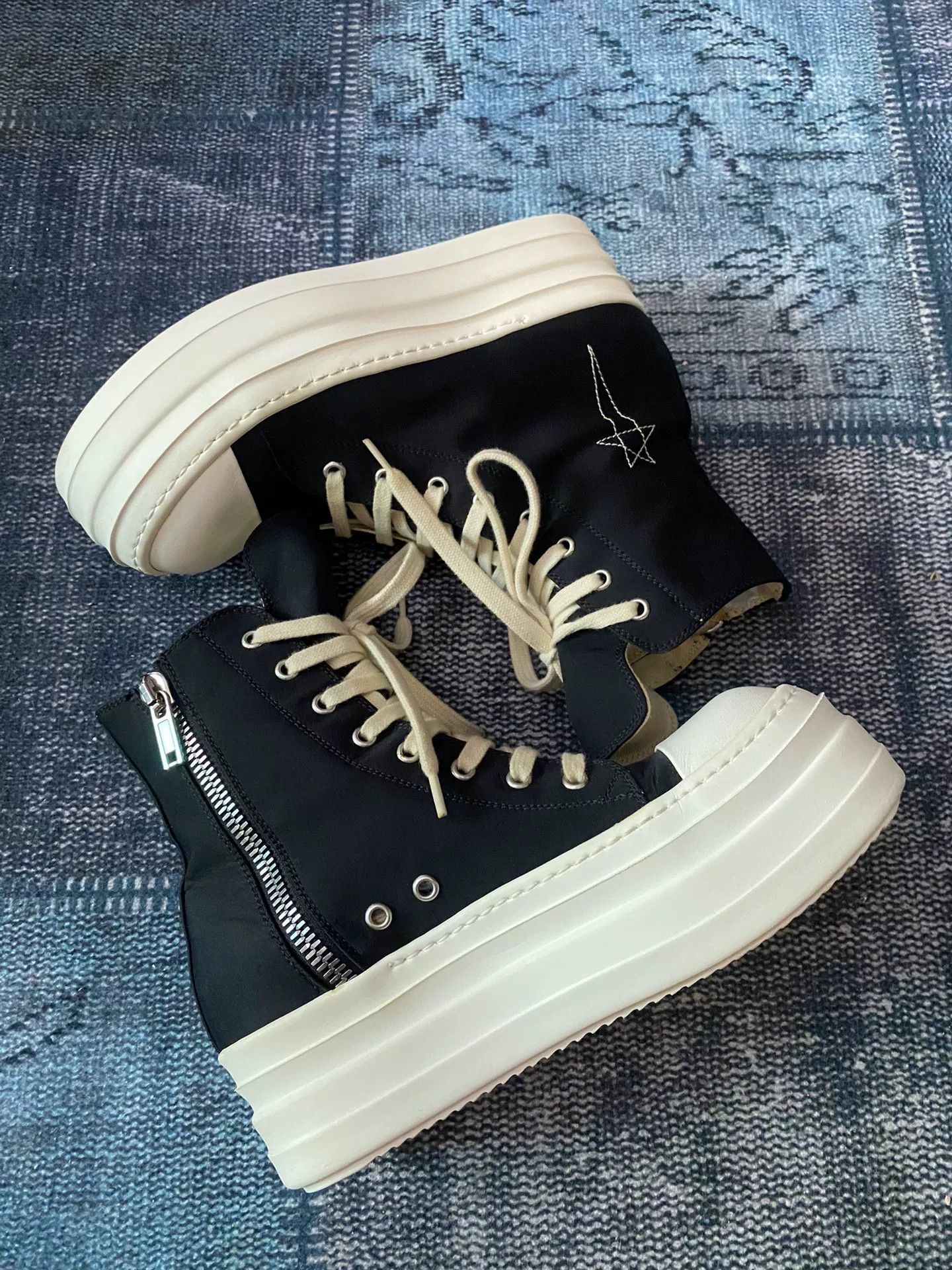 Rick Owens Rick Owens Hitop Sneakers 38 Women Size US 7.5 / IT 37.5 - 3 Thumbnail