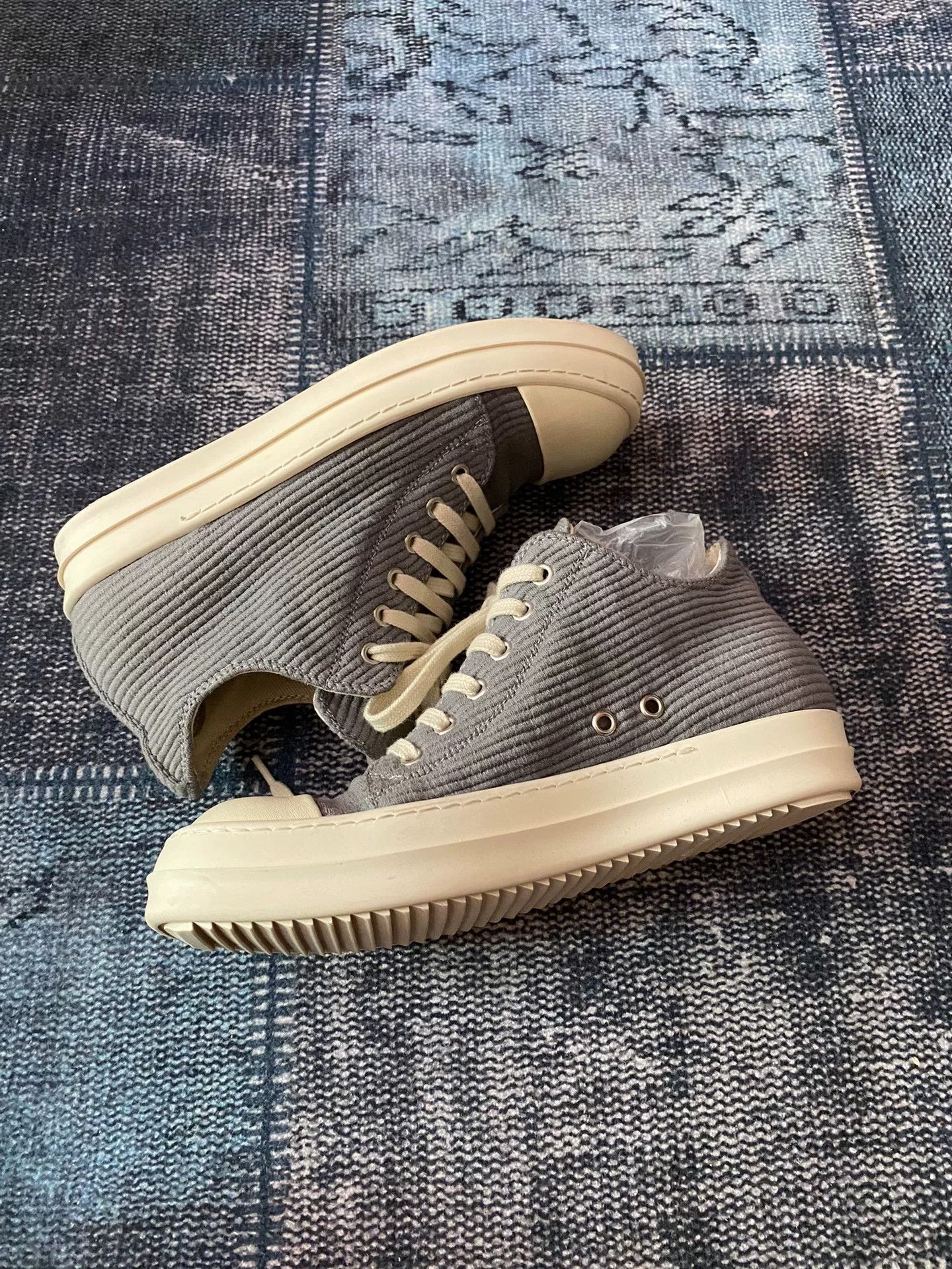 Rick Owens Rick Owens Corduroy Gray Hoodie 38 Men Size US S / EU 44-46 / 1 - 3 Thumbnail