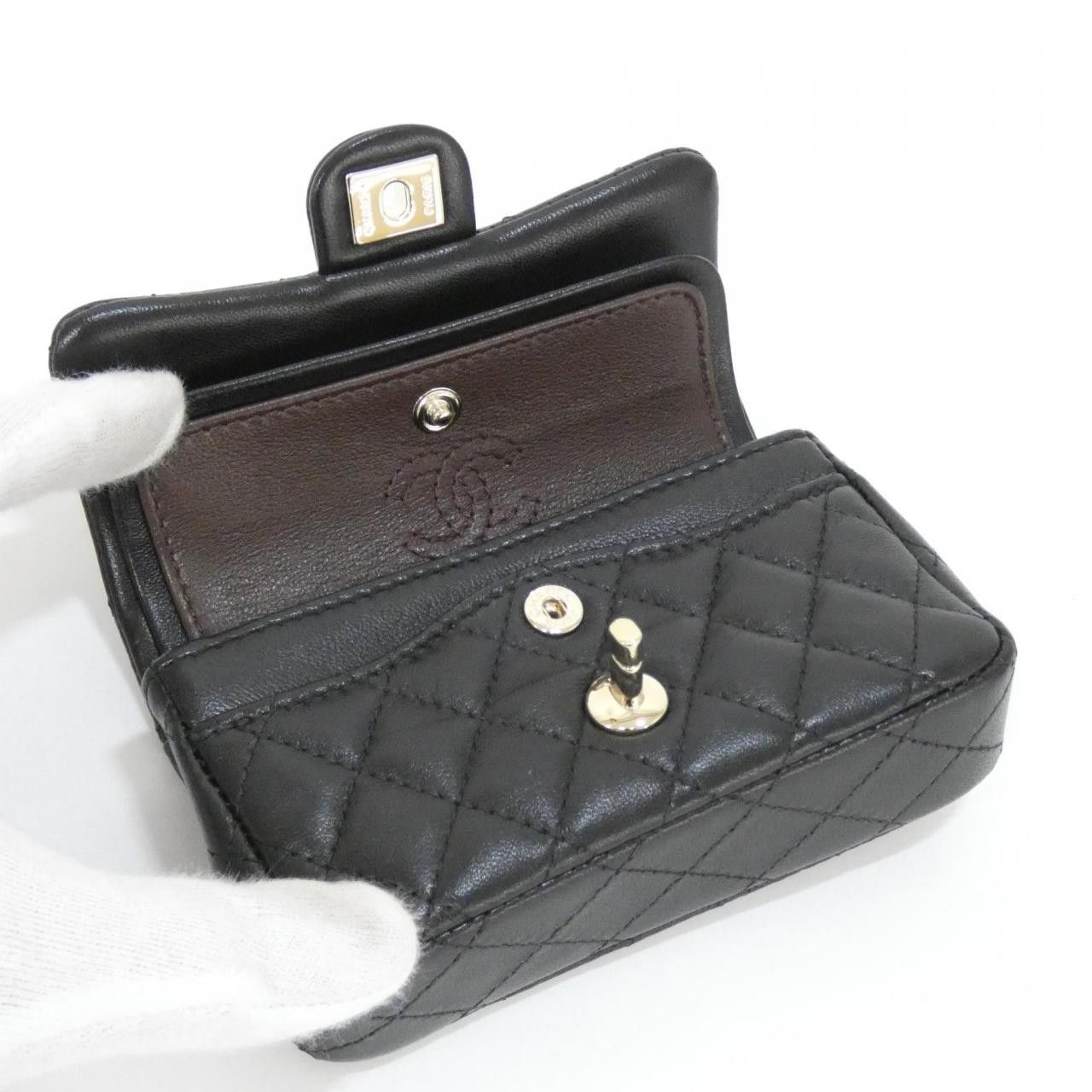 Chanel Chanel Chanel Lambskin Coin Purse Charm Leather Charm AP4760 DUTY FREE for USA Size ONE SIZE - 5 Thumbnail