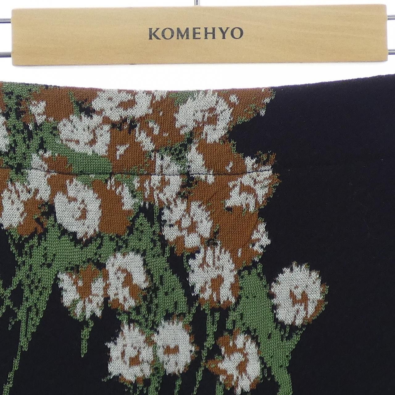 Other Other Rochas Skirt Textile Skirts DUTY FREE for USA Size ONE SIZE - 5 Thumbnail