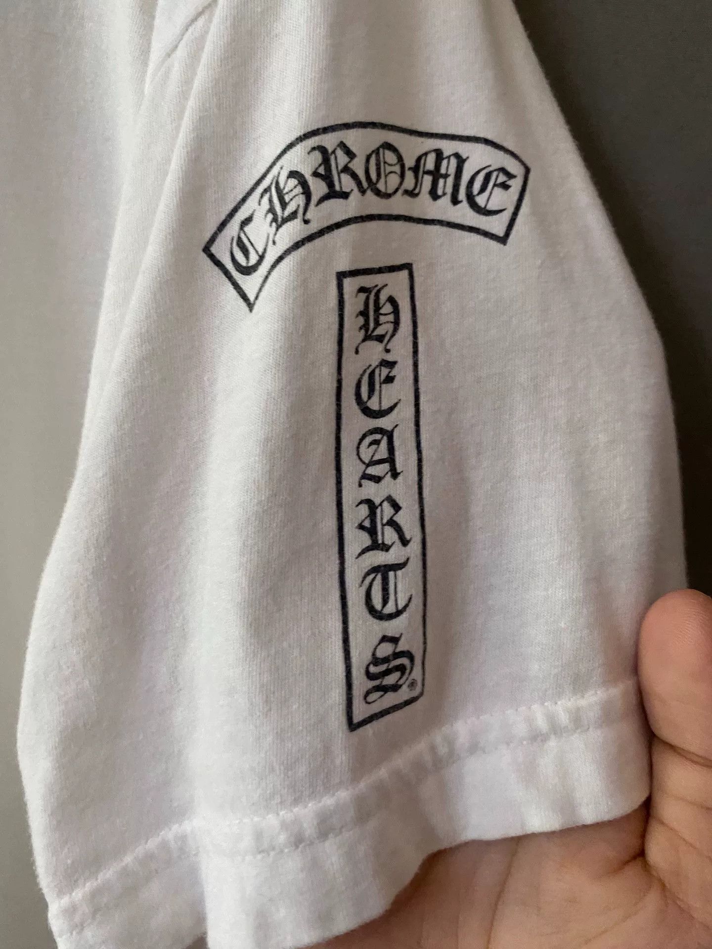 Chrome Hearts Chrome Hearts White T-Shirt L Men Size US L / EU 52-54 / 3 - 7 Thumbnail