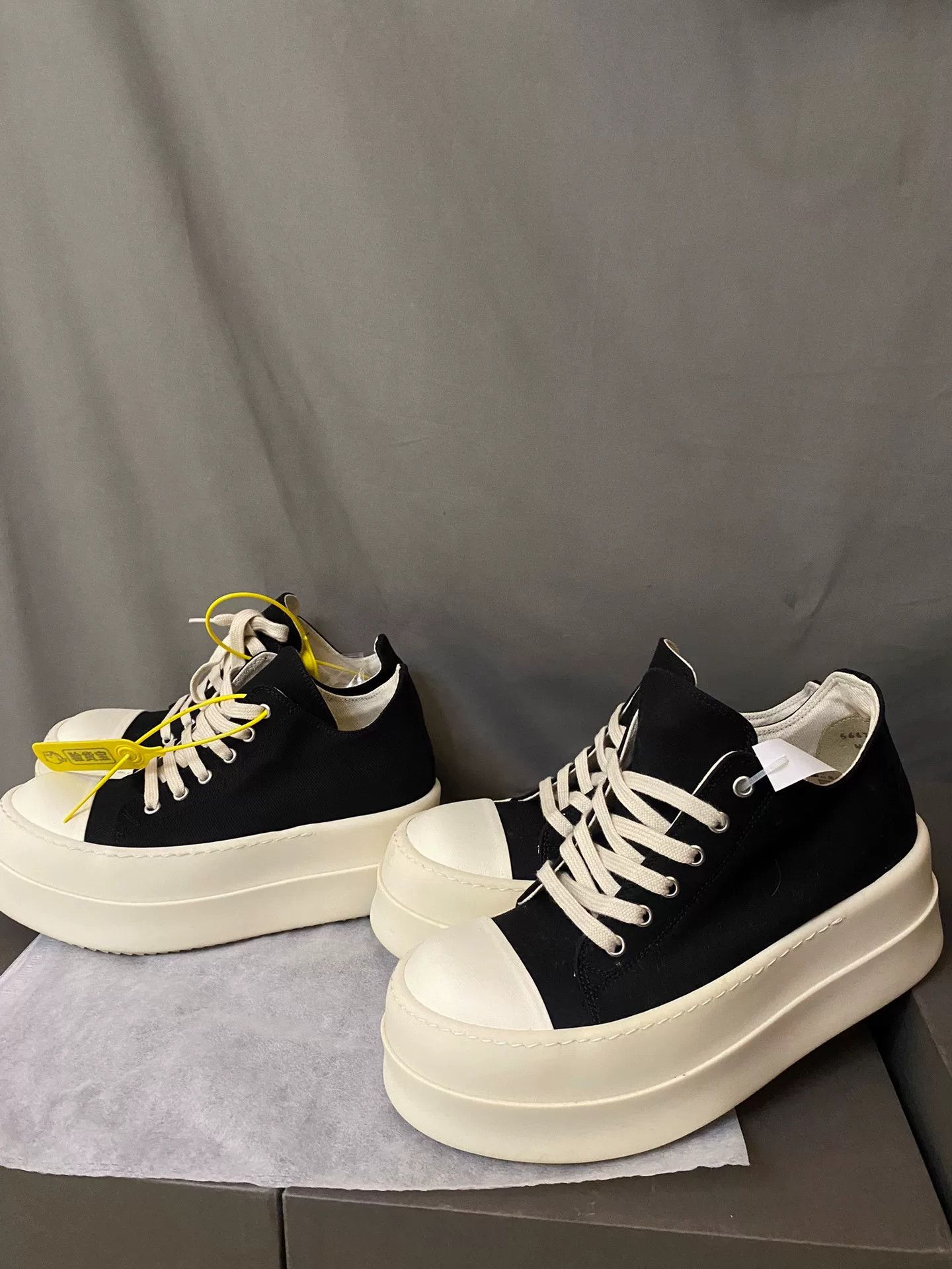 Rick Owens Rick Owens Hitop Sneakers 37 Women Size US 6.5 / IT 36.5 - 5 Thumbnail
