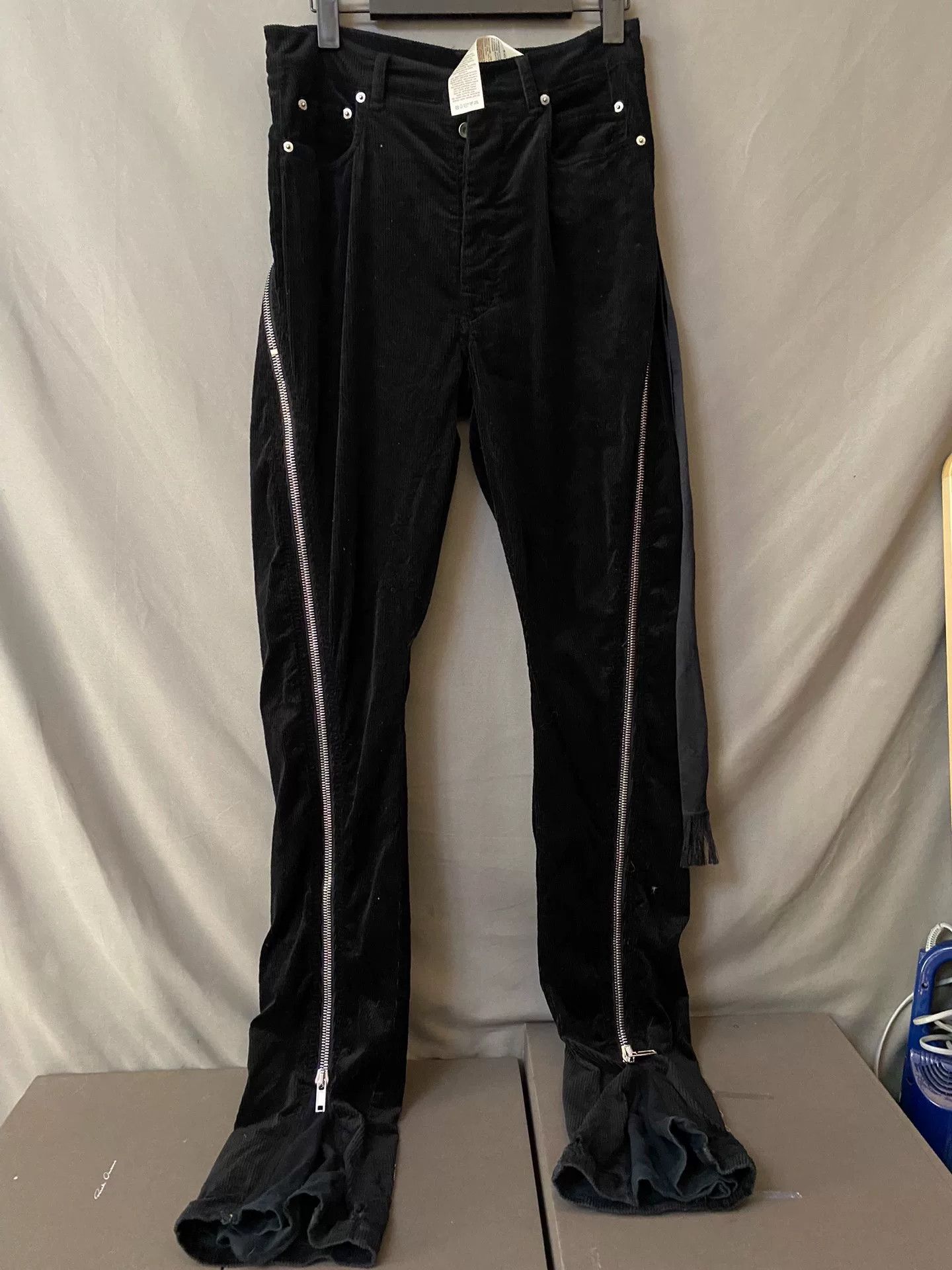 Rick Owens Rick Owens Corduroy White Casual Pants 26 Men Size US 26 / EU 42 - 2 Thumbnail