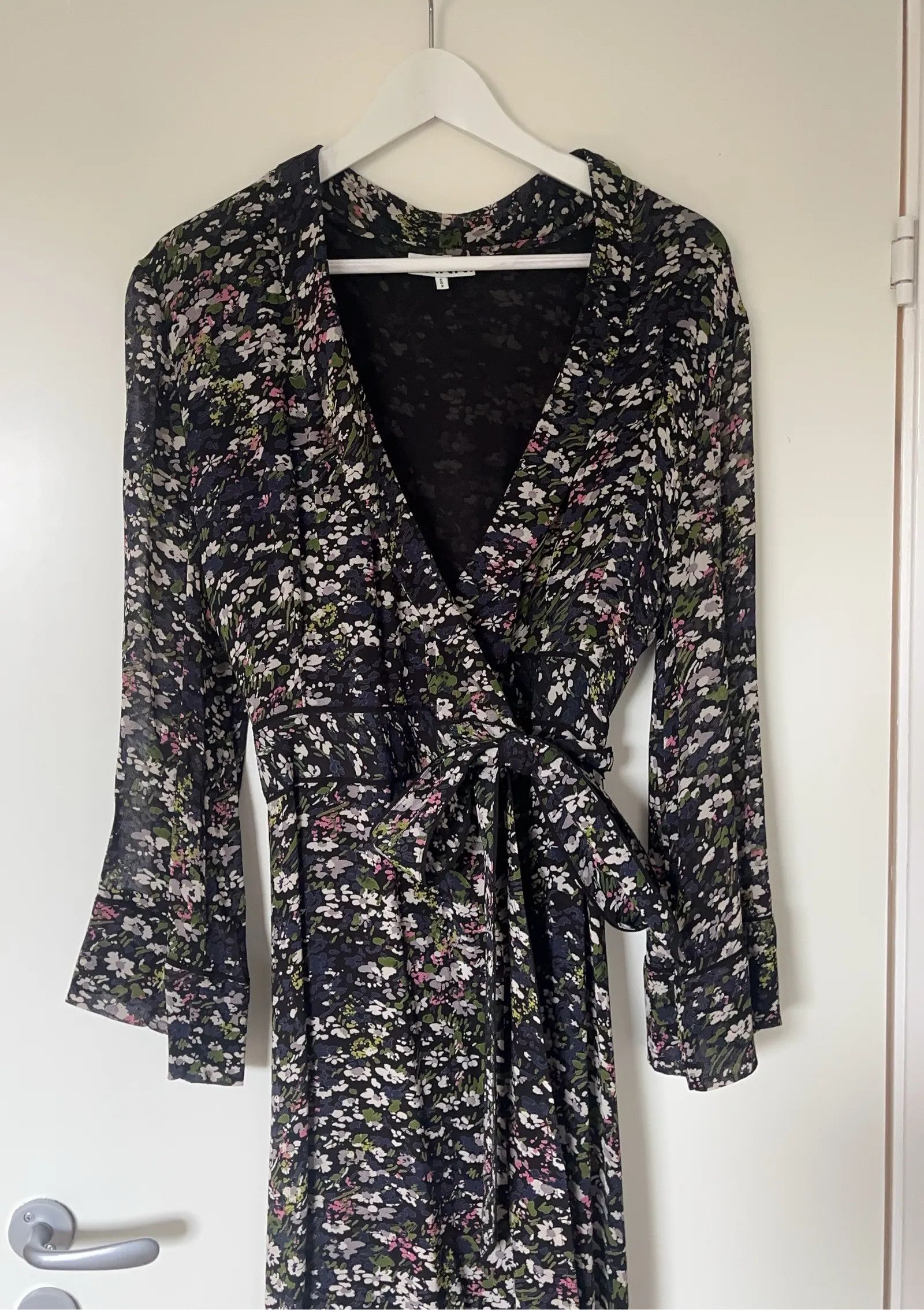 Ganni Ganni Dress Size M / US 6-8 / IT 42-44 - 5 Thumbnail