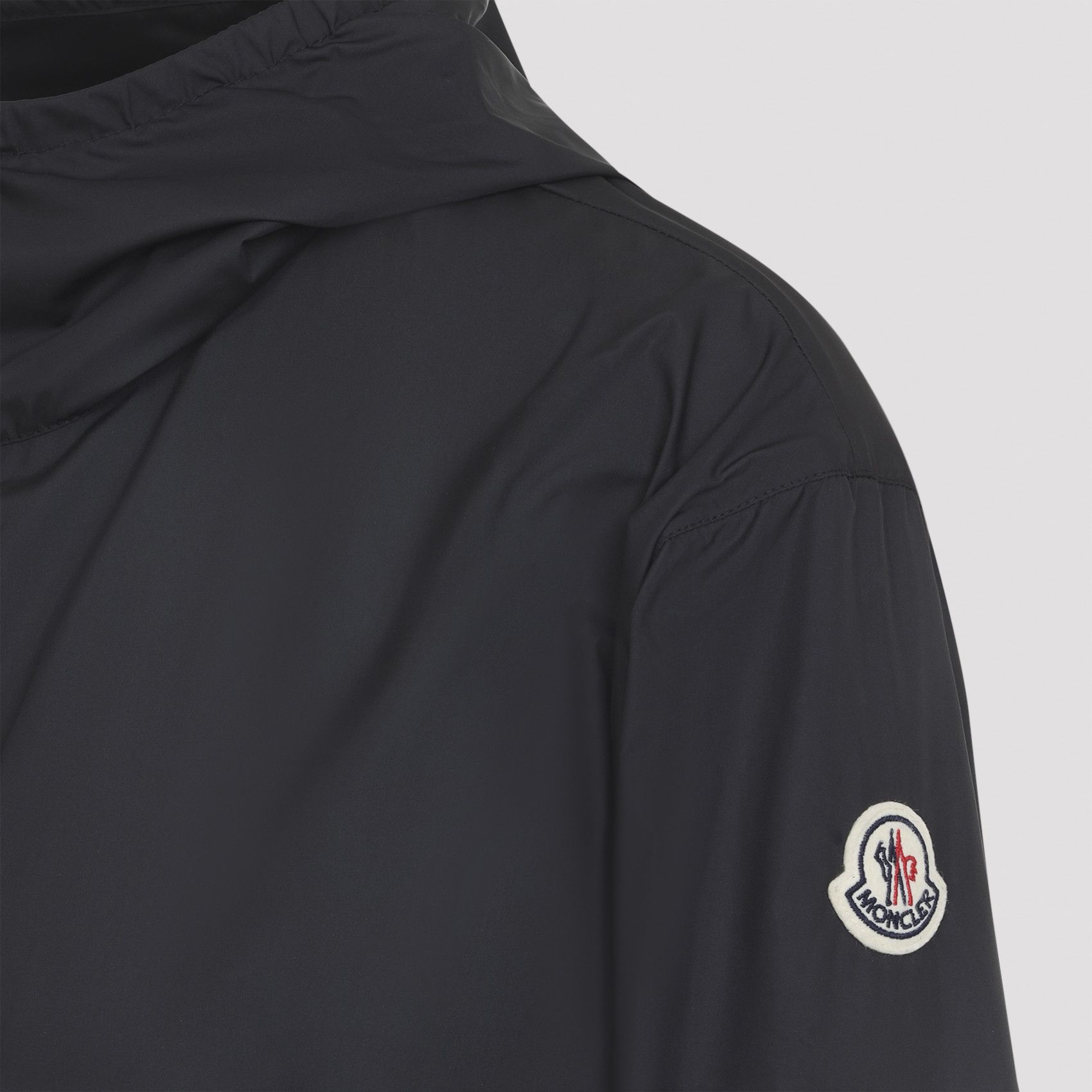 Moncler Moncler Fegeos Jacket Size L / US 10 / IT 46 - 3 Thumbnail