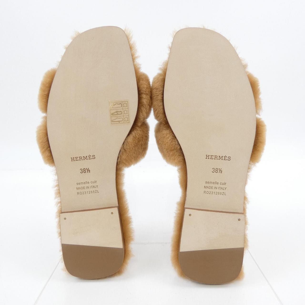 Hermes Hermes Hermes Oran Shearling Sheepskin Sandals Leather Shoes DUTY FREE for USA Size ONE SIZE - 4 Thumbnail