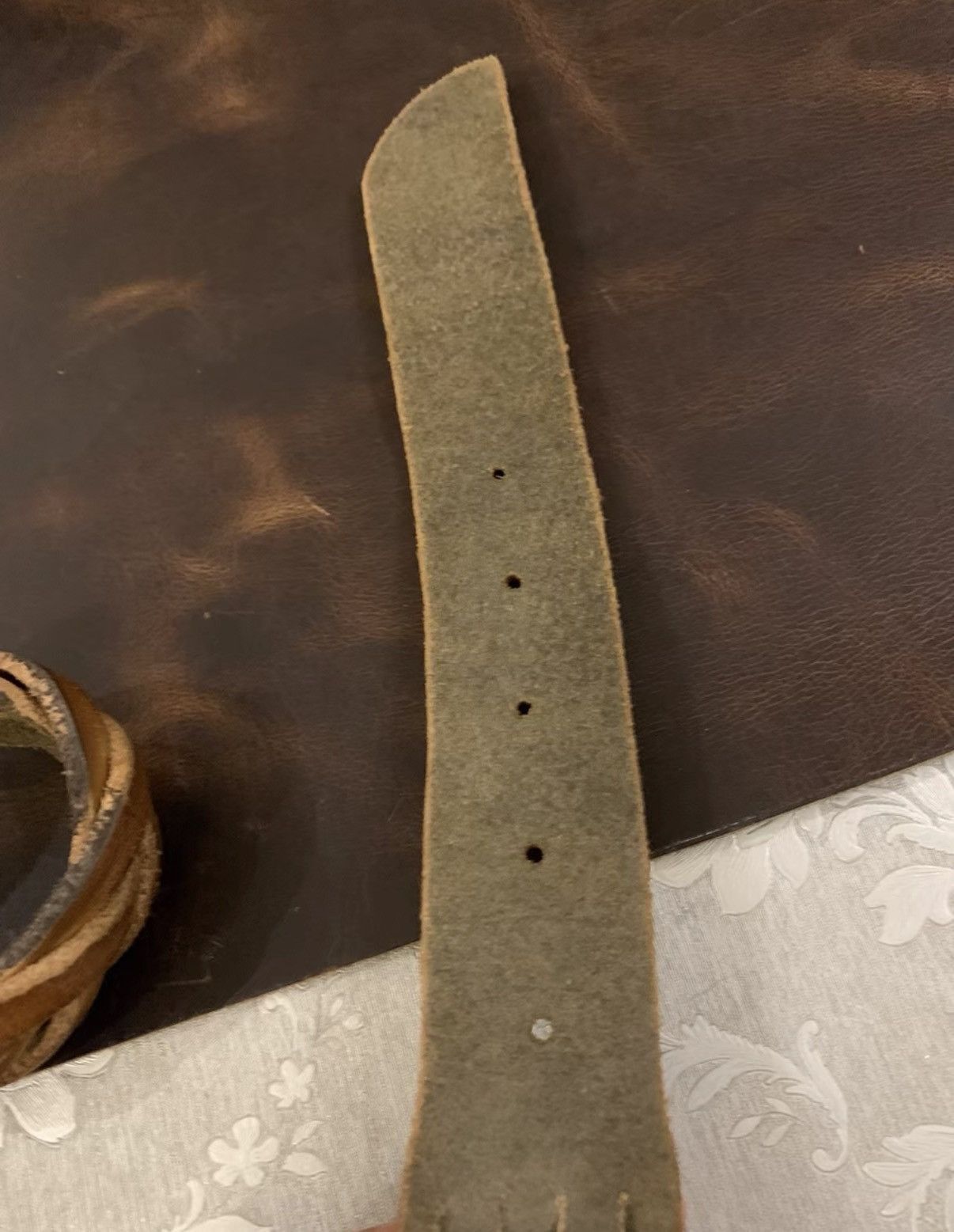 Gucci Beige Leather Belt with Ornate Silver Buckle Size ONE SIZE - 5 Thumbnail