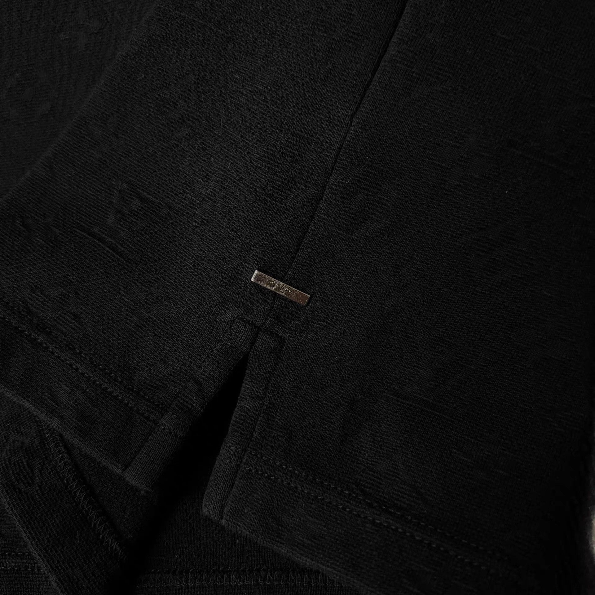 Louis Vuitton Black Short Sleeve T-Shirt with Chest Pocket Size US S / EU 44-46 / 1 - 4 Thumbnail