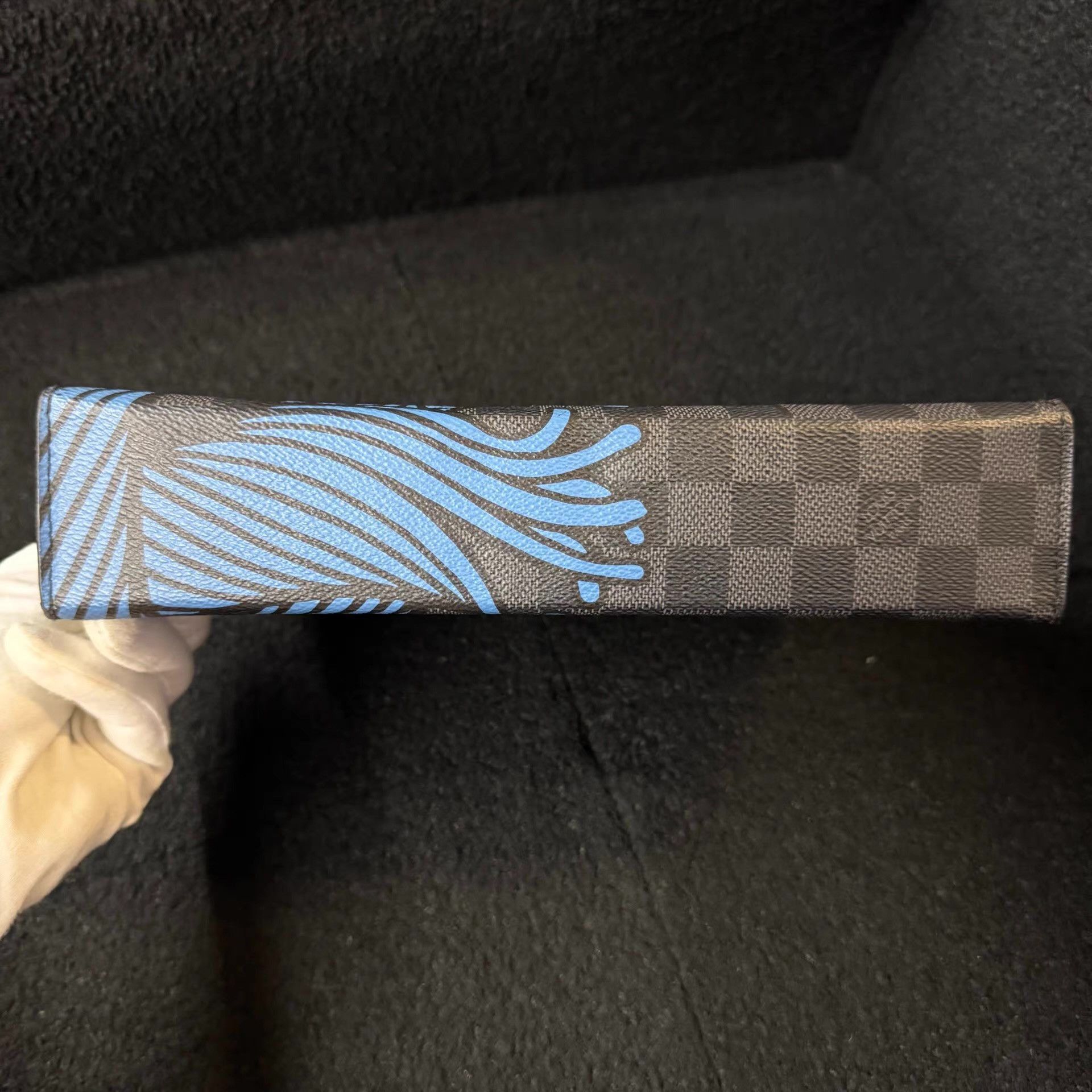 Louis Vuitton Multi-Patterned Pouch with Blue Leaf Accents Size ONE SIZE - 5 Thumbnail