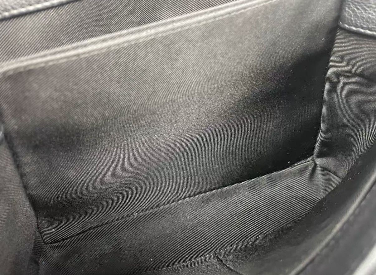 Louis Vuitton Black Leather Structured Handbag with Top Handles Size ONE SIZE - 6 Thumbnail