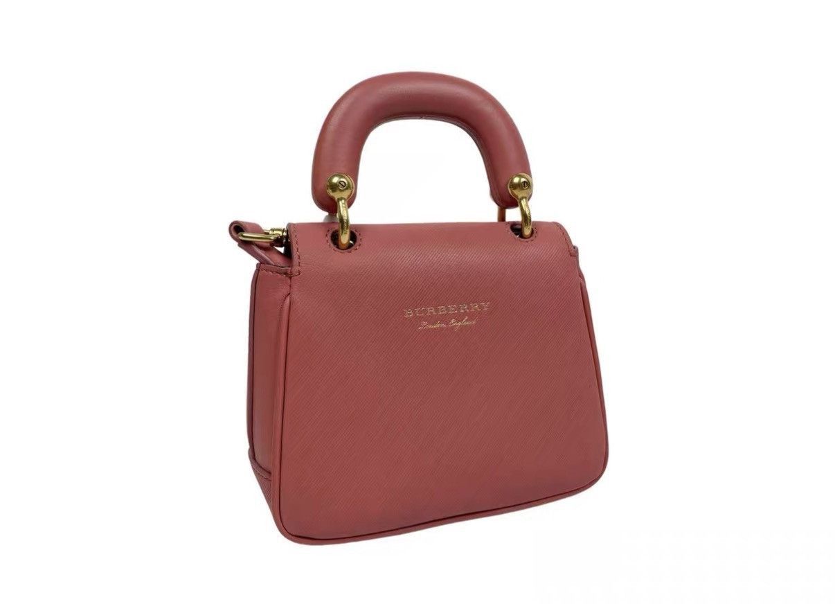 Burberry Pink Structured Handbag with Gold Hardware Size ONE SIZE - 2 Thumbnail