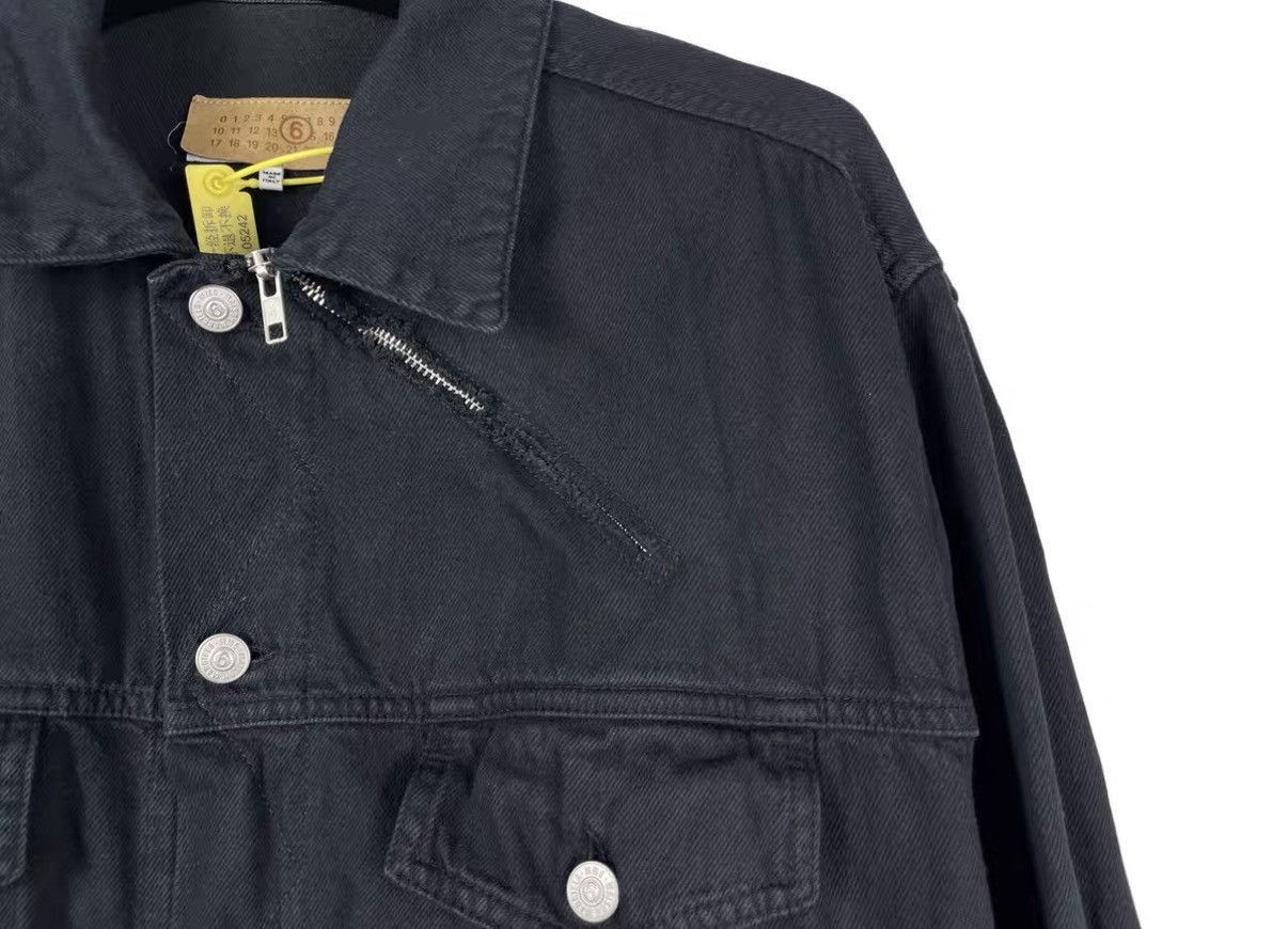 Maison Margiela Black Denim Jacket with Button Front and Pockets Size US S / EU 44-46 / 1 - 4 Thumbnail