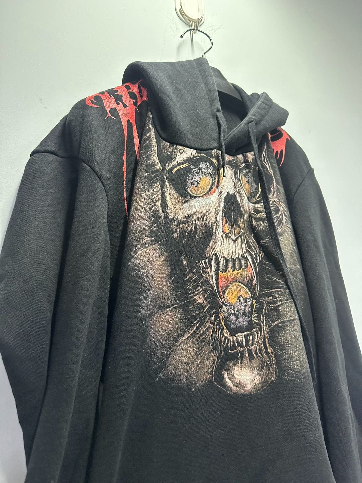 Vetements Vetements Ghost Face Asymmetric Hoodie Size US S / EU 44-46 / 1 - 4 Thumbnail