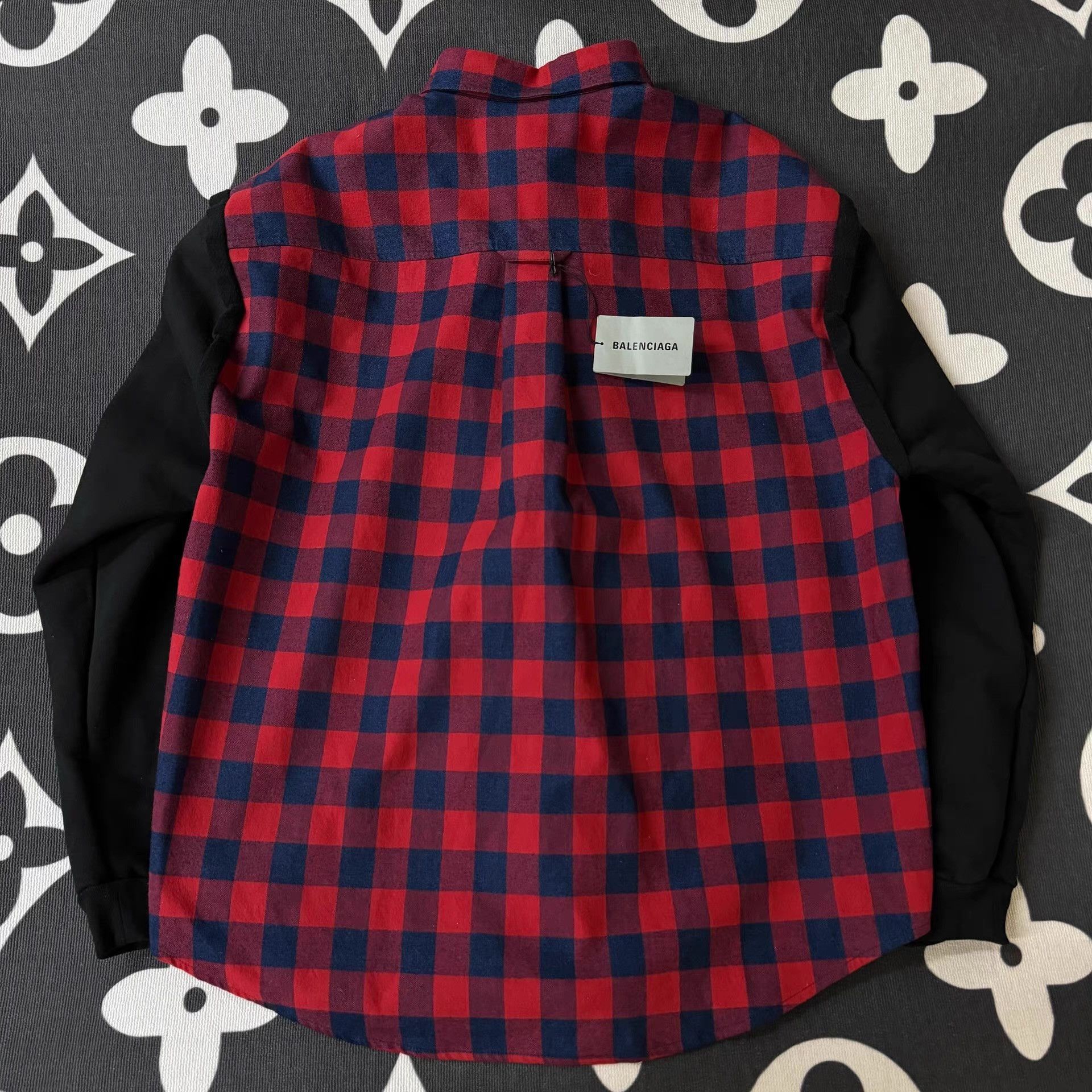 Balenciaga Multi Plaid Long Sleeve Button Up Shirt Size US M / EU 48-50 / 2 - 2 Thumbnail