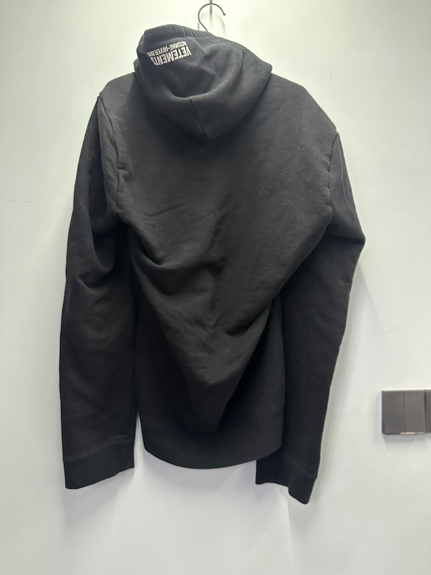 Vetements Vetements Ghost Face Unique Cut Hoodie Size US S / EU 44-46 / 1 - 3 Thumbnail