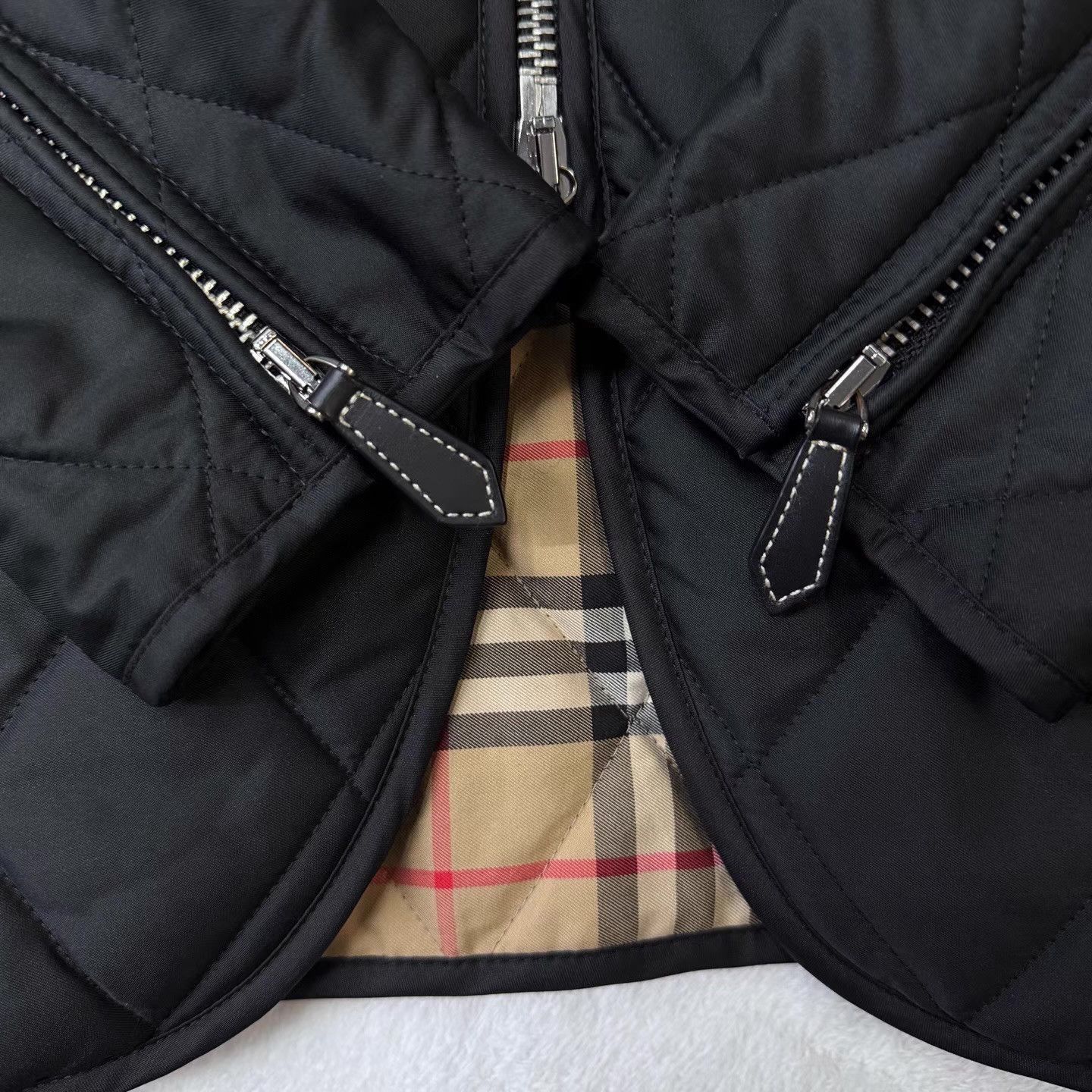 Burberry Black Quilted Light Jacket - XS Size US XS / EU 42 / 0 - 4 Thumbnail