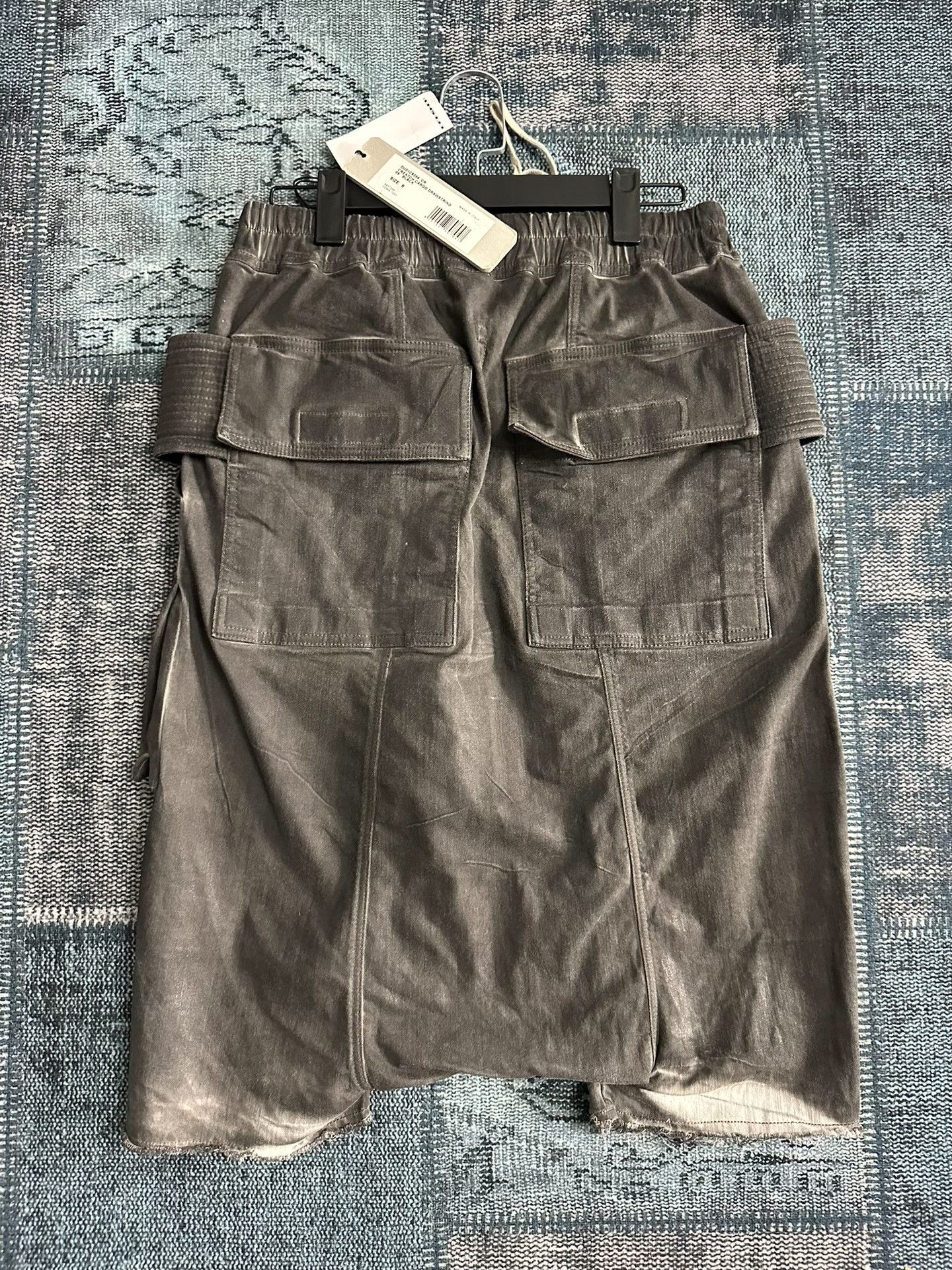 Rick Owens Drkshdw Rick Owens Drkshdw 25SS Waxed Denim Shorts Size US 26 / EU 42 - 3 Thumbnail