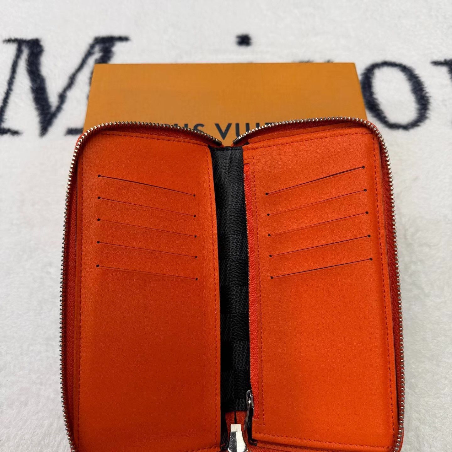 Louis Vuitton Multi-Color Checkered Zip-Around Wallet Size ONE SIZE - 4 Thumbnail