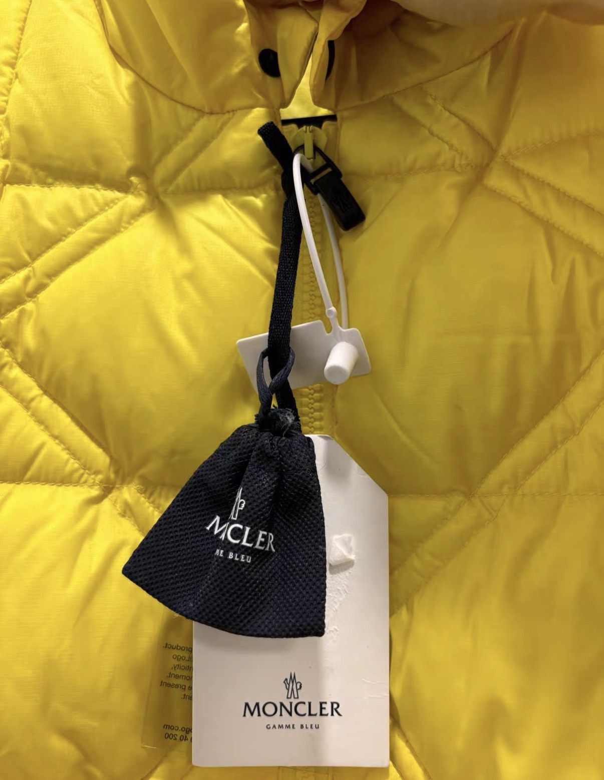 Moncler Yellow Quilted Puffer Vest - Size L Size US L / EU 52-54 / 3 - 4 Thumbnail