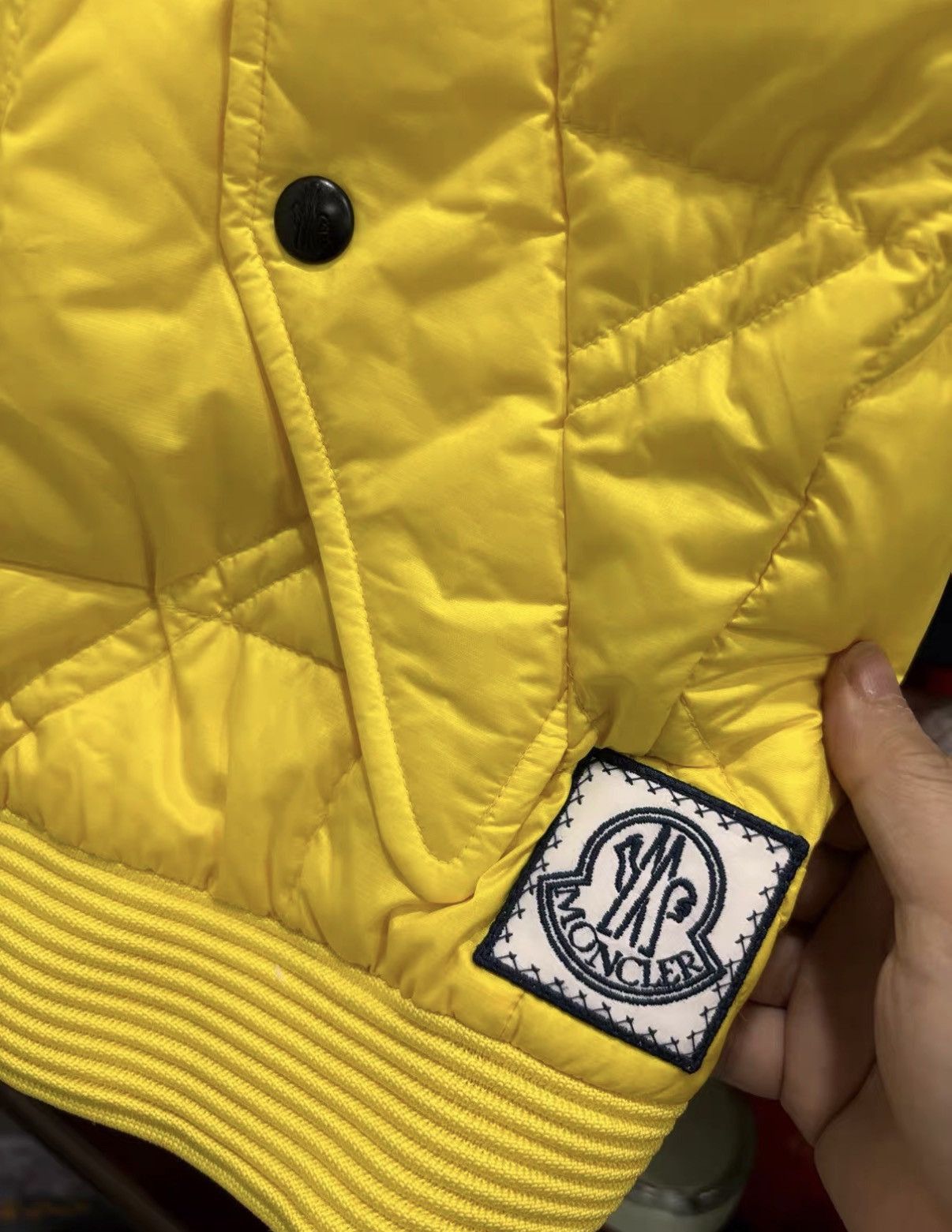 Moncler Yellow Quilted Puffer Vest - Size L Size US L / EU 52-54 / 3 - 3 Thumbnail