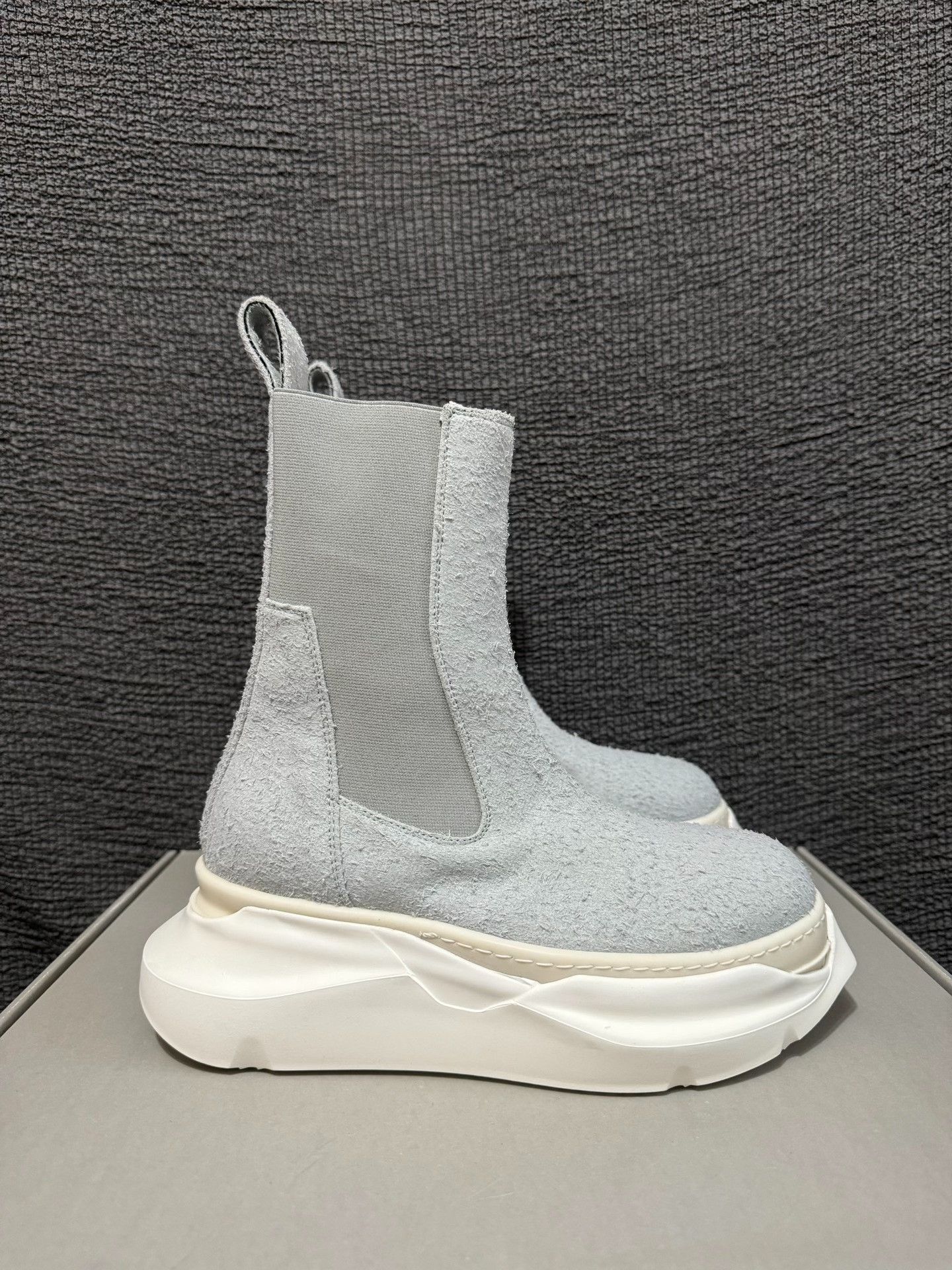 Rick Owens Rick Owens 23FW Distressed Leather Chelsea Boots Size US 6 / IT 36 - 5 Thumbnail