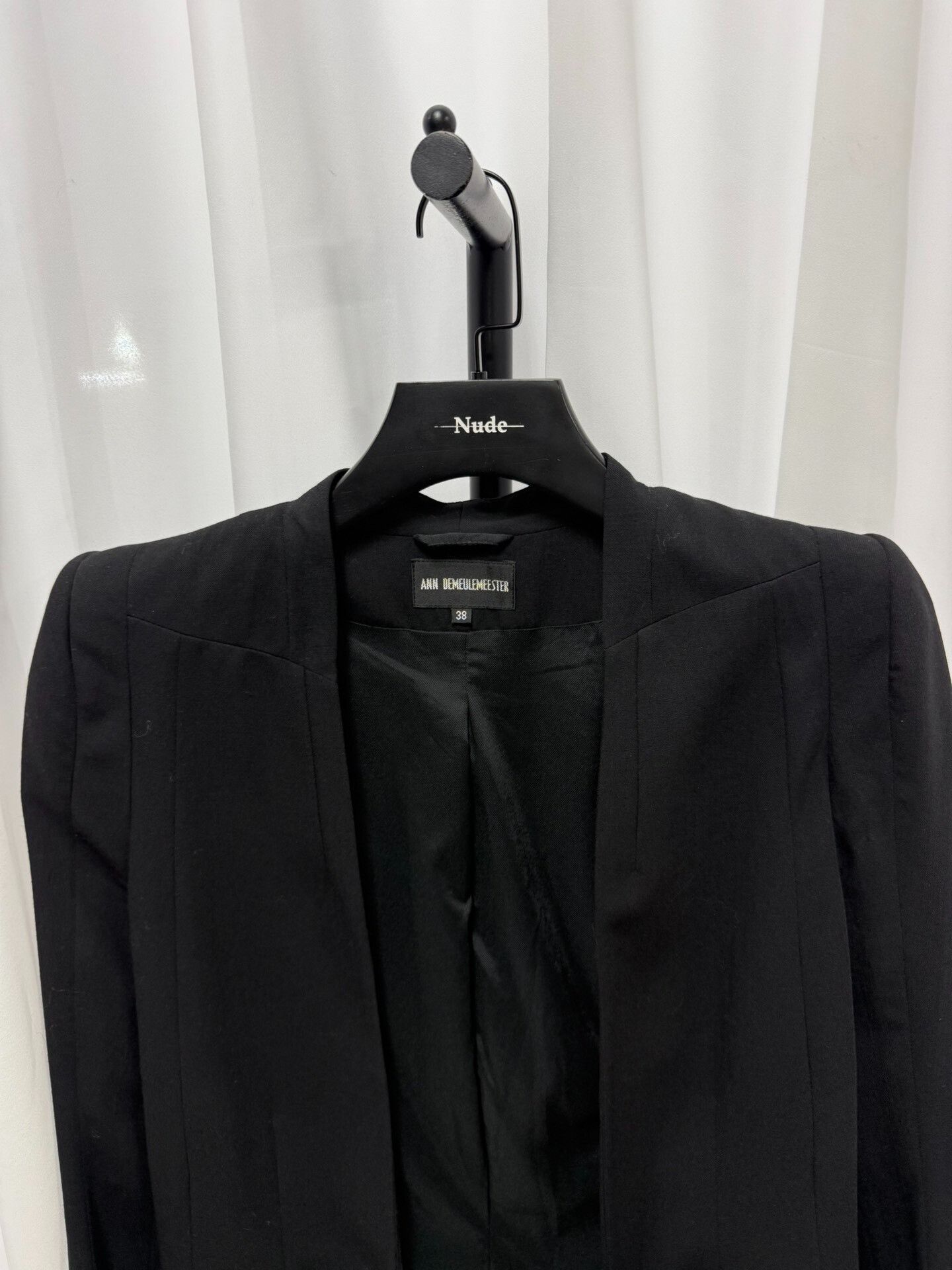 Ann Demeulemeester Ann Demeulemeester Pagoda Shoulder Blazer Size S / US 4 / IT 40 - 2 Thumbnail