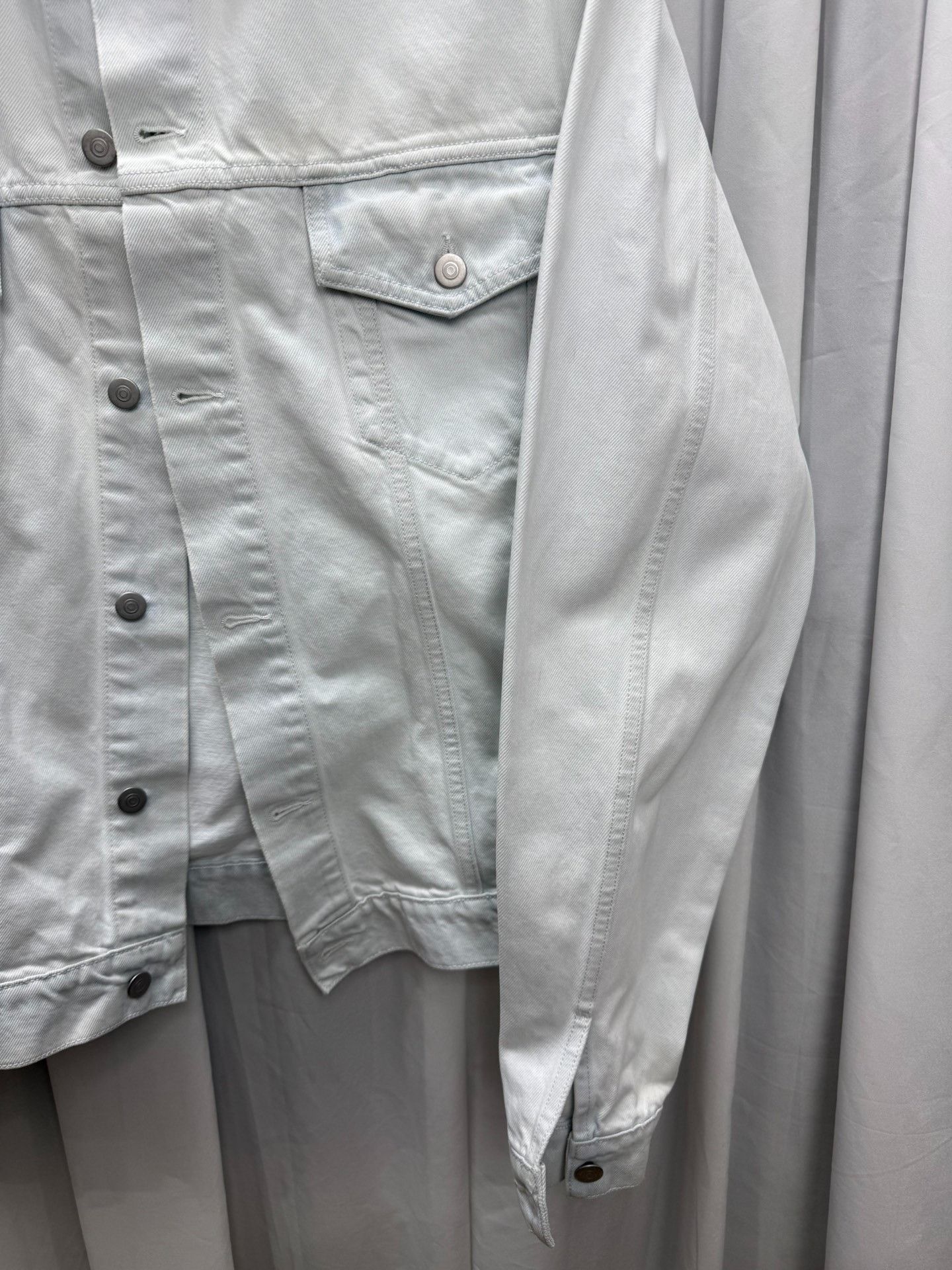 Maison Margiela MAISON MARGIELA 20SS Painted Washed Denim Jacket Size US L / EU 52-54 / 3 - 3 Thumbnail