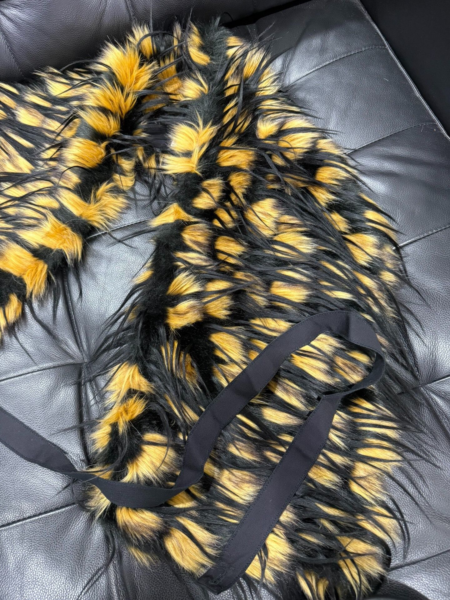 Dries Van Noten Dries van Noten Highlighted Fur Vest Size US M / EU 48-50 / 2 - 3 Thumbnail