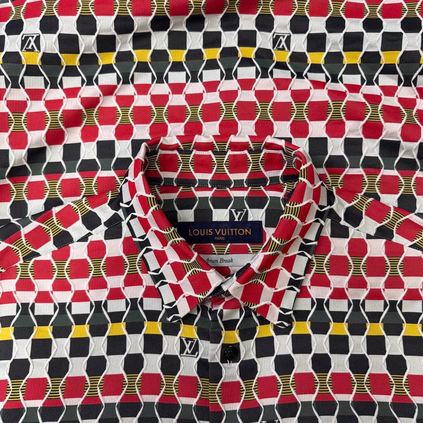 Louis Vuitton Multi-Color Patterned Long Sleeve Button-Up Shirt Size US M / EU 48-50 / 2 - 5 Thumbnail