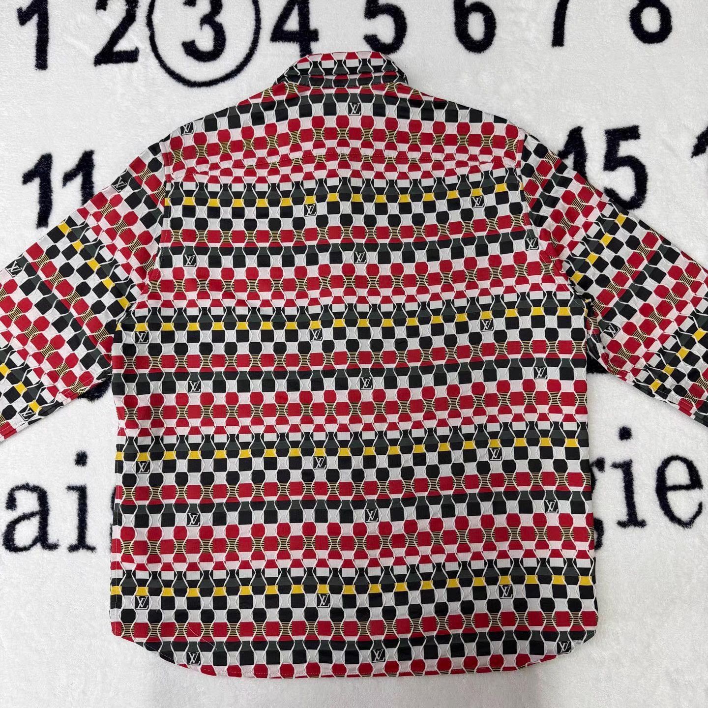 Louis Vuitton Multi-Color Patterned Long Sleeve Button-Up Shirt Size US M / EU 48-50 / 2 - 2 Thumbnail