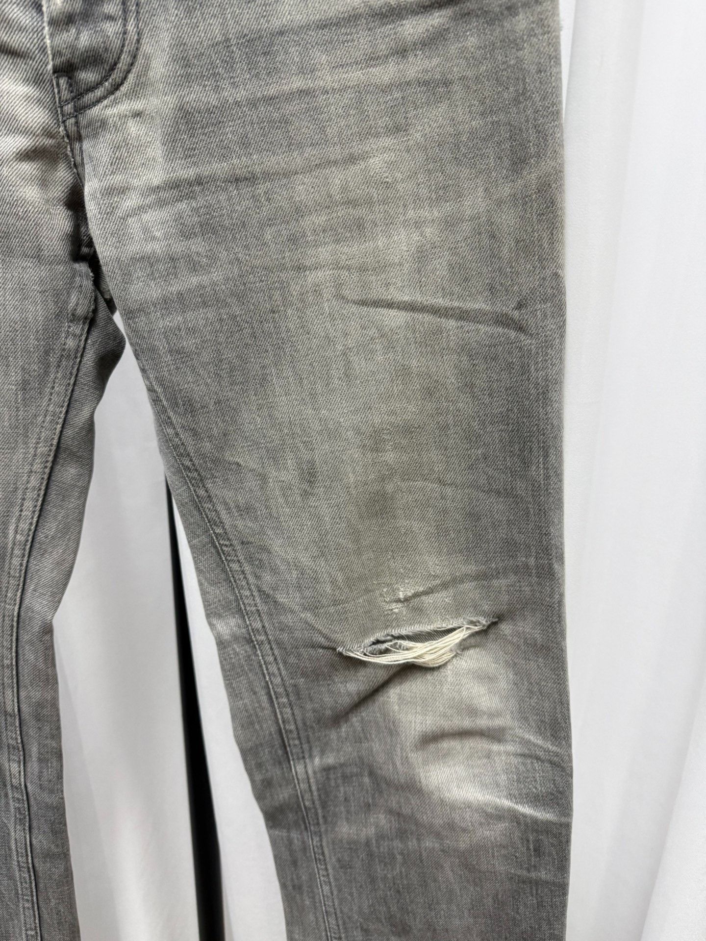 Helmut Lang Helmut Lang Distressed Washed Jeans Size US 32 / EU 48 - 5 Thumbnail