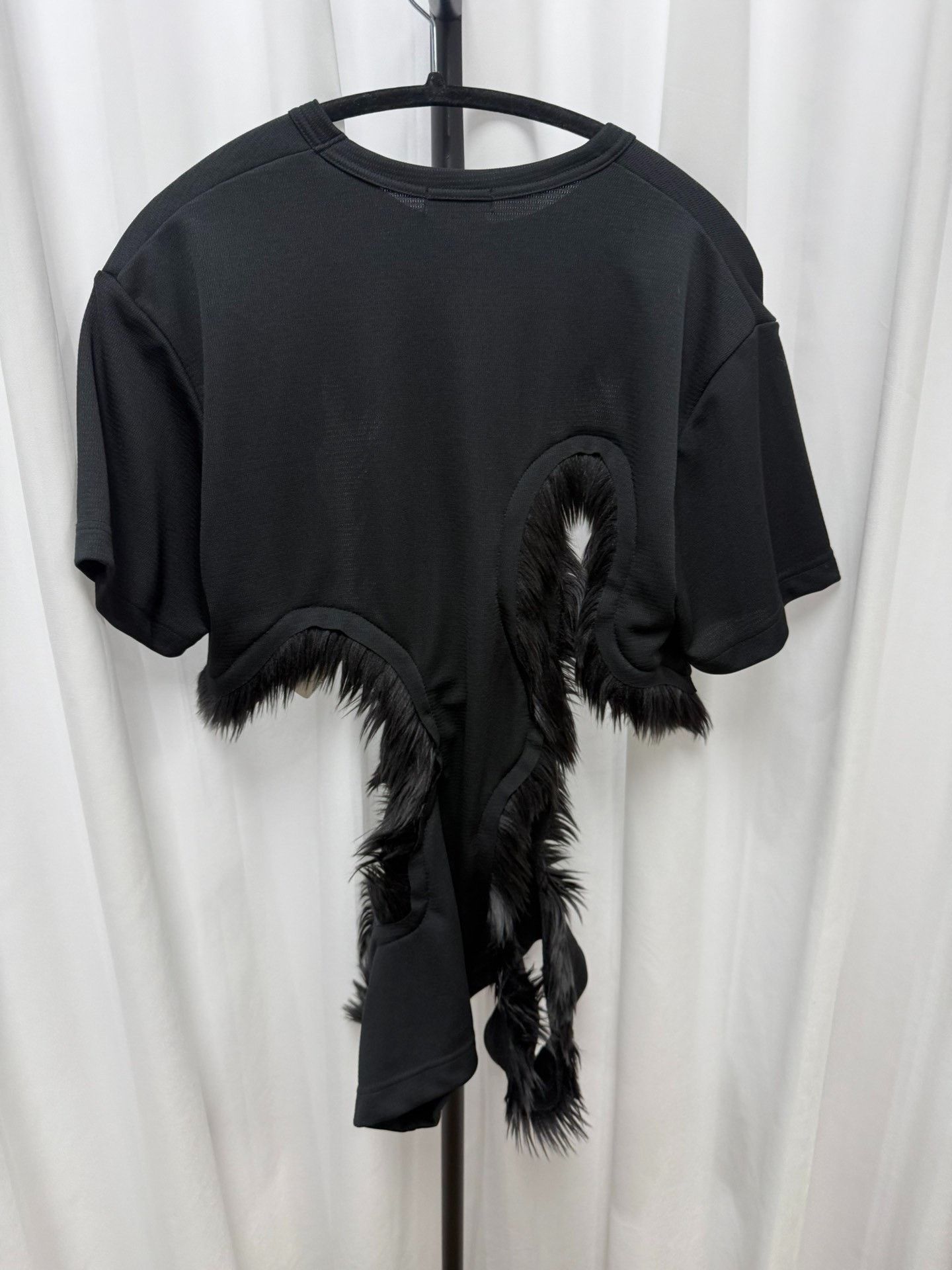 Comme des Garcons Homme Plus Comme des Garçons Homme Plus Fur Short Sleeve Size US M / EU 48-50 / 2 - 6 Thumbnail