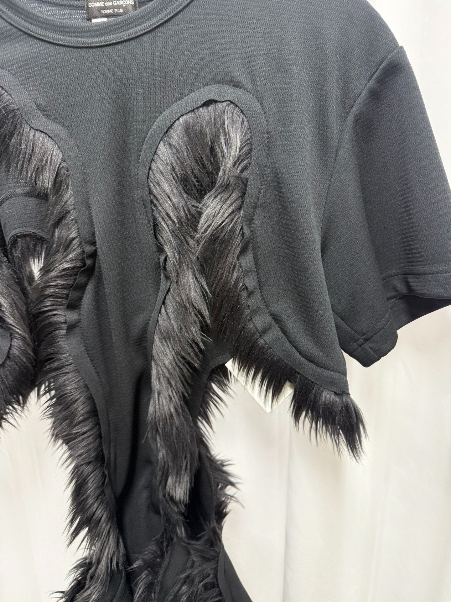 Comme des Garcons Homme Plus Comme des Garçons Homme Plus Fur Short Sleeve Size US M / EU 48-50 / 2 - 3 Thumbnail