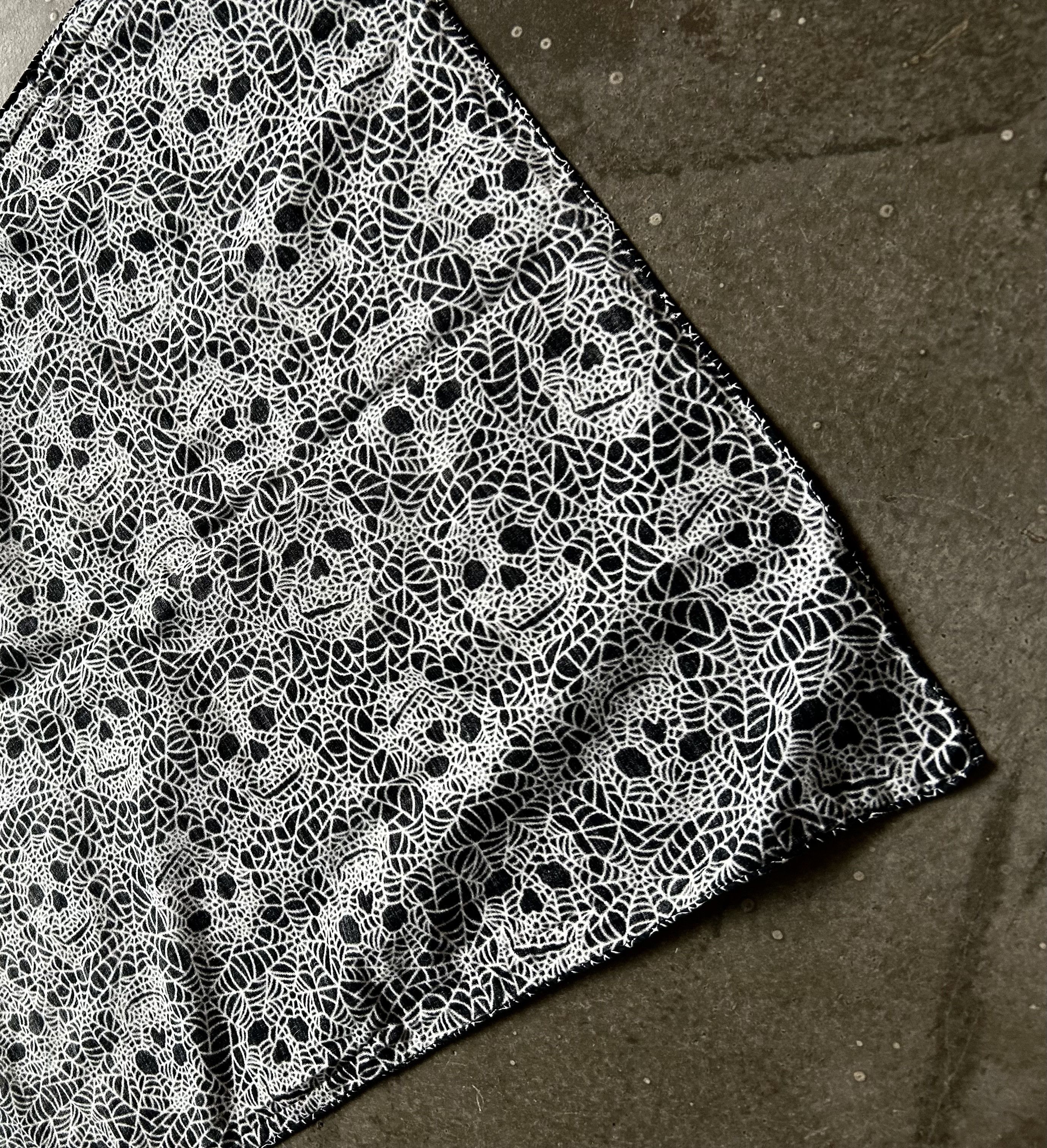 DEN IM by SIKI IM Number (N)ine 05ss Skull Spider Web Scarf Size ONE SIZE - 5 Thumbnail