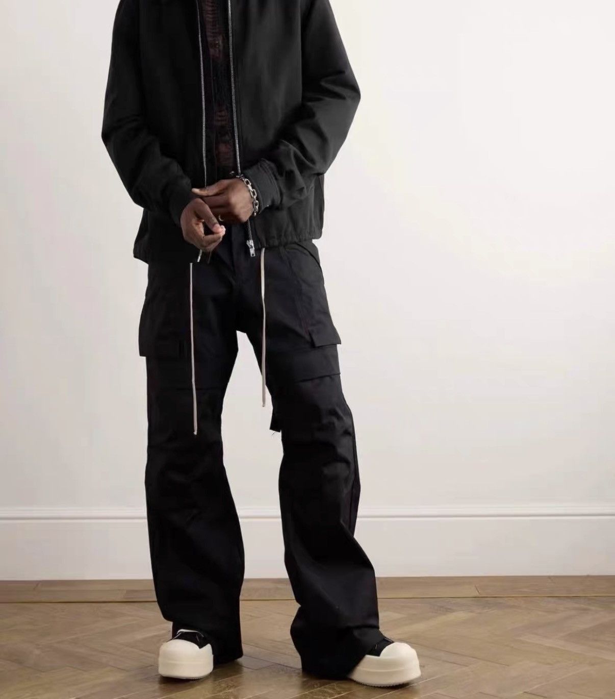 Rick Owens Black Cargo Pants with Multiple Pockets Size 34 Size US 34 / EU 50 - 8 Thumbnail