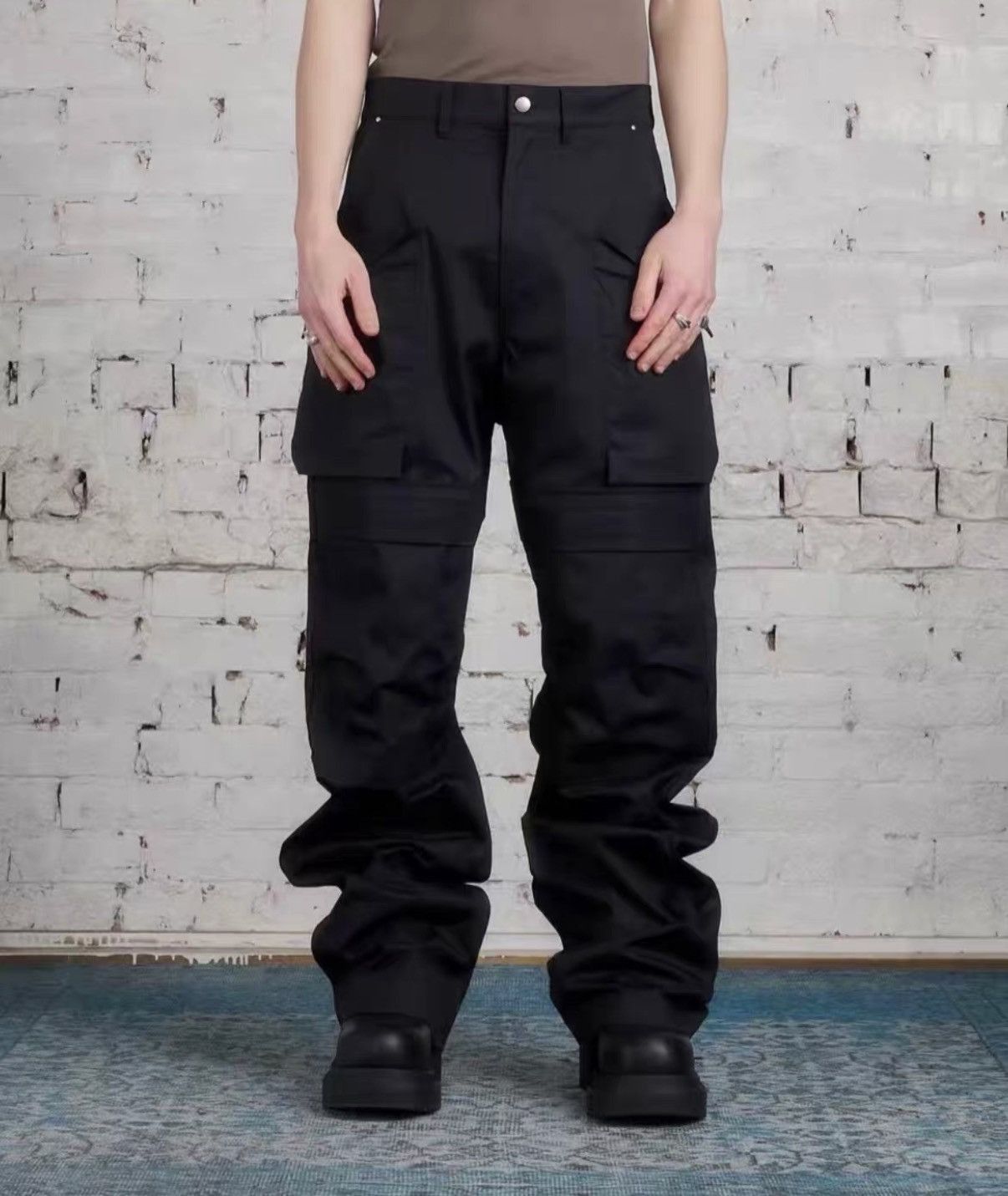 Rick Owens Black Cargo Pants with Multiple Pockets Size 34 Size US 34 / EU 50 - 7 Thumbnail